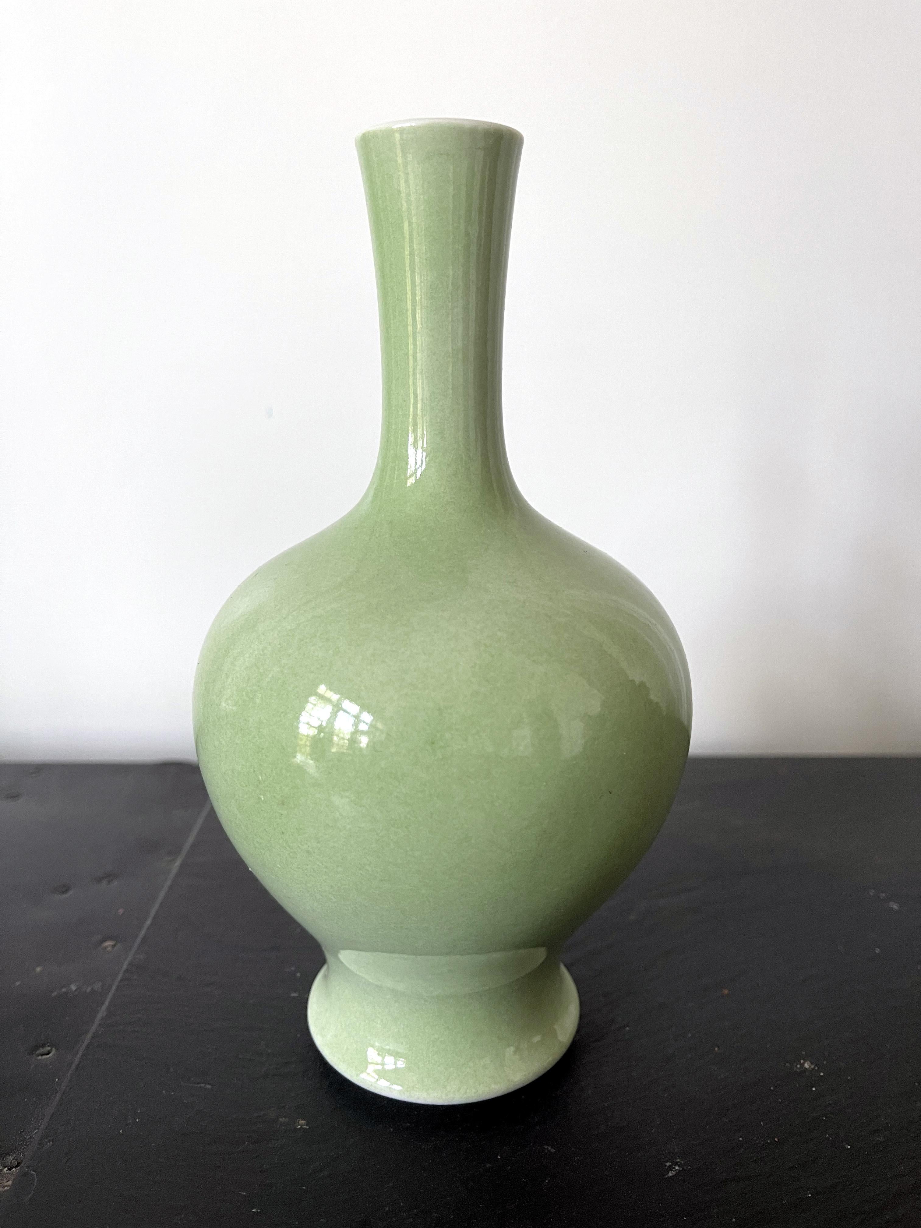 Fine Japanese Ceramic Vase Makuzu Kozan Meiji Period For Sale 1