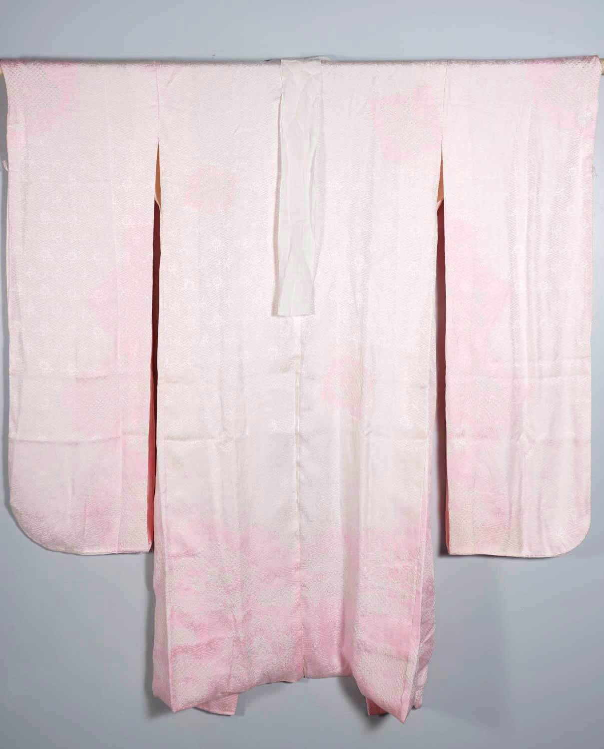 Fine Japanese Couture Shibori Silk Furisode Kimono with Under Garment For Sale 10