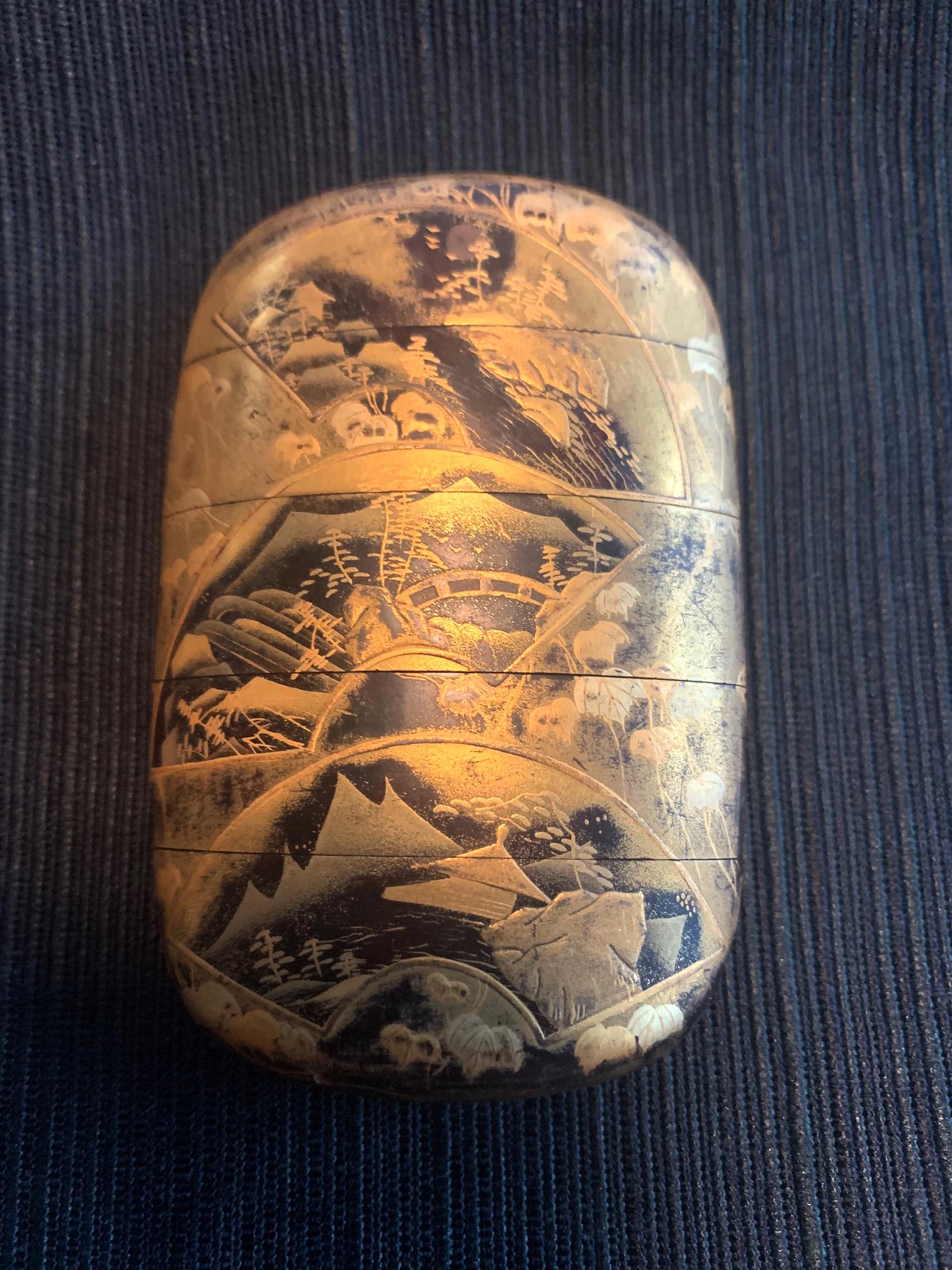 Wood Fine Japanese Lacquered Inro by Yutokusai For Sale