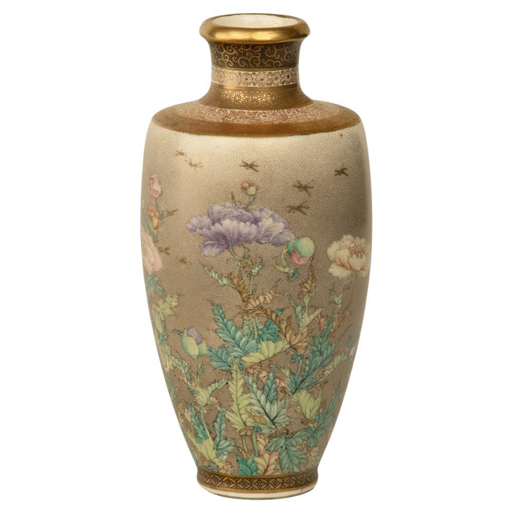 Vase japonais en céramique Satsuma de Kinkozan en vente