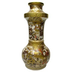 Fine Japanese Satsuma Hand Painted Gilt Vase Urn Meiji Period 1868-1912