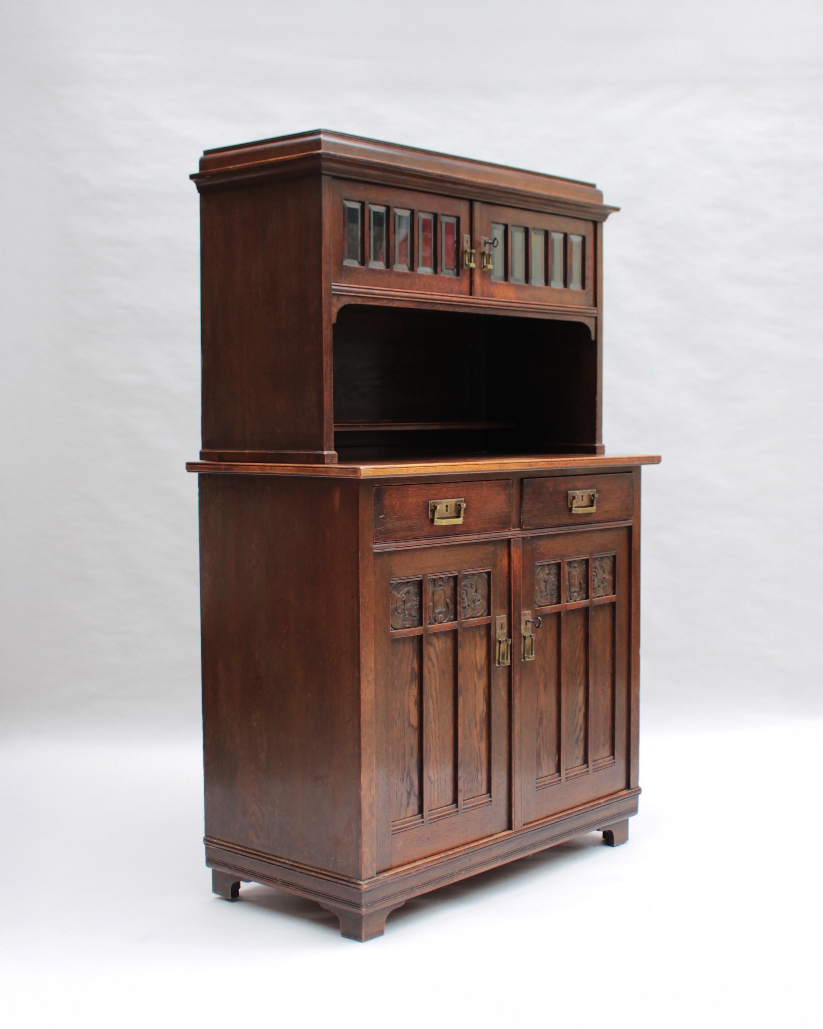 Français Buffet en chêne de style Jugendstil en vente