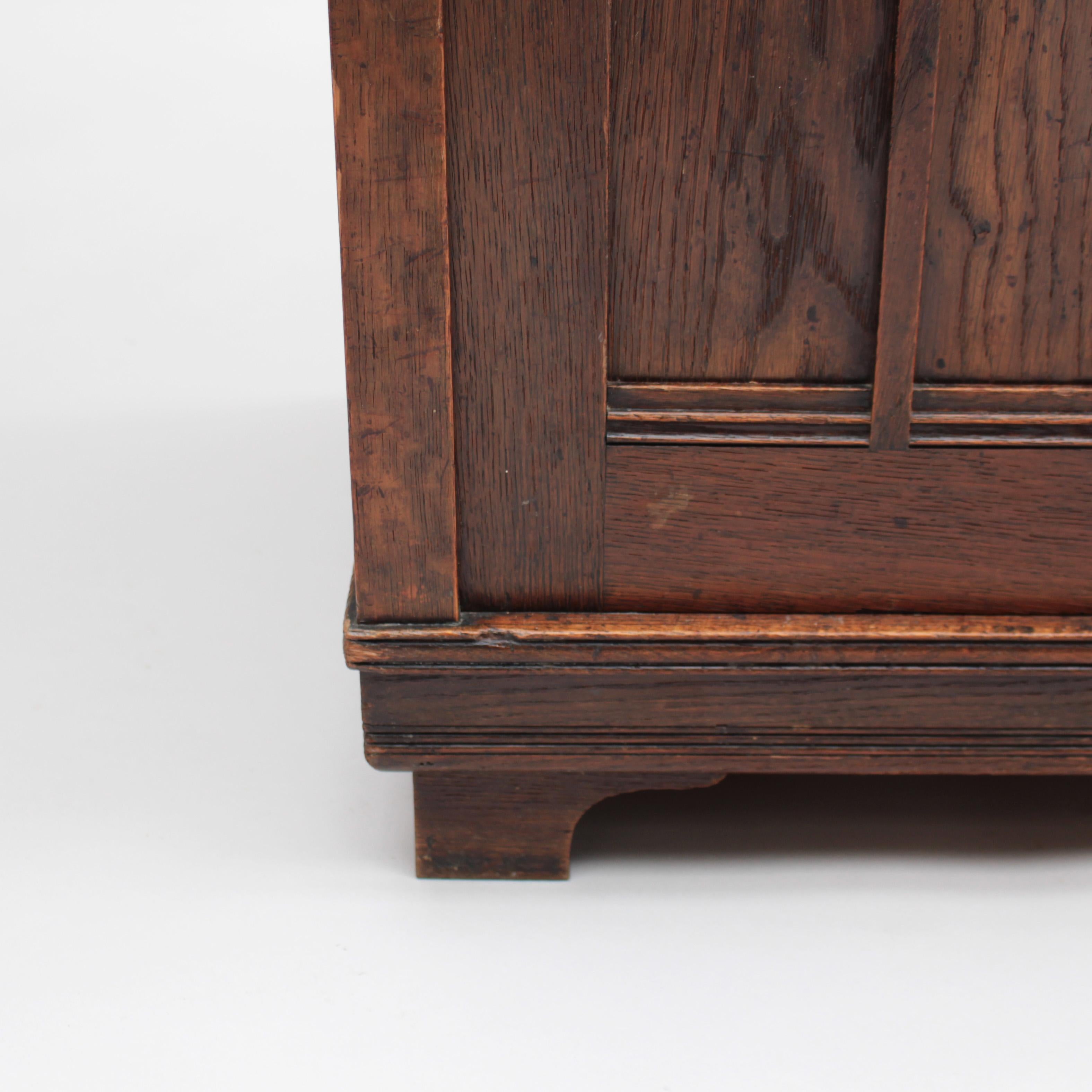 Buffet en chêne de style Jugendstil en vente 3