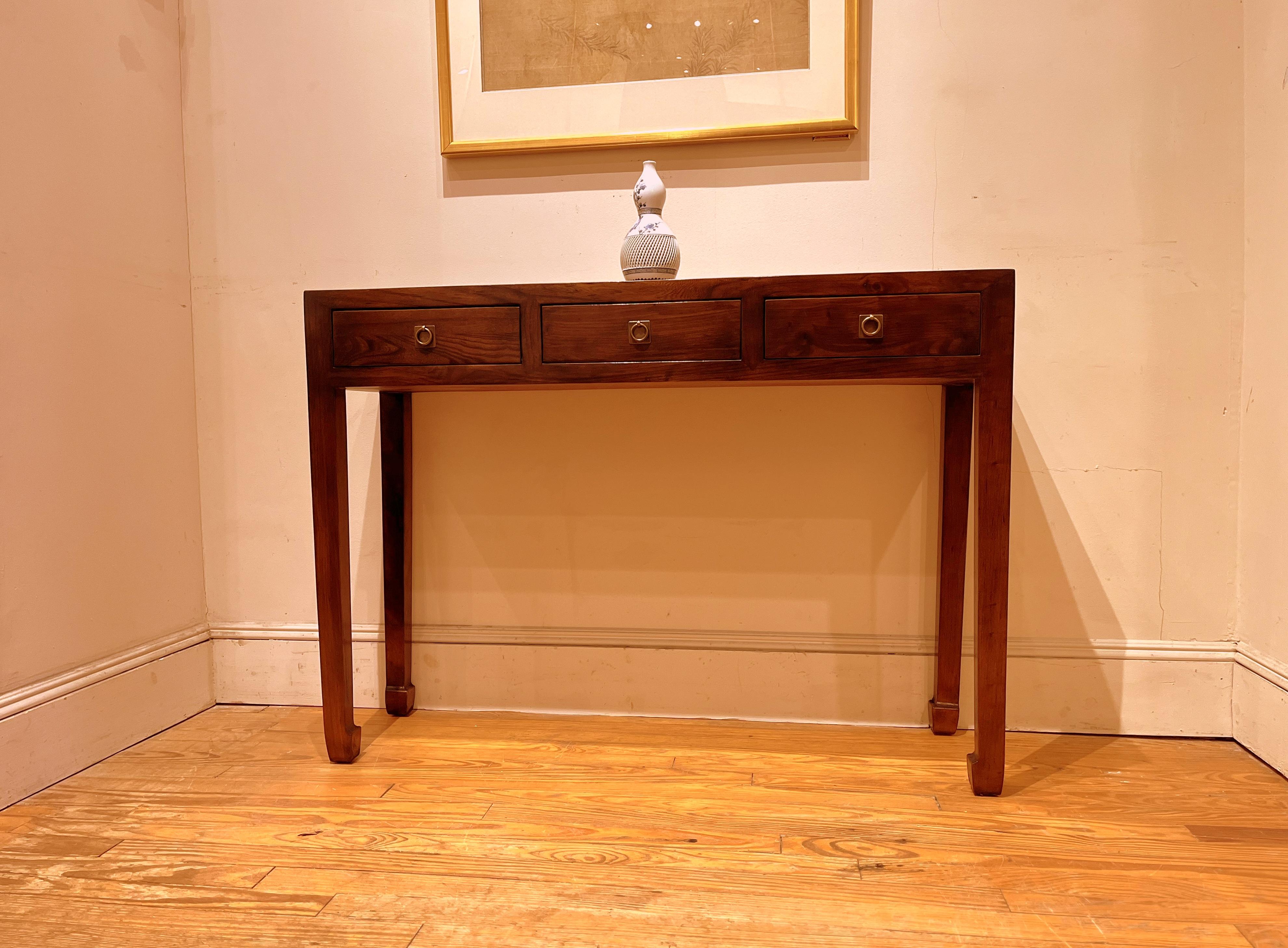 Fine Jumu Console Table with Drawers For Sale 1