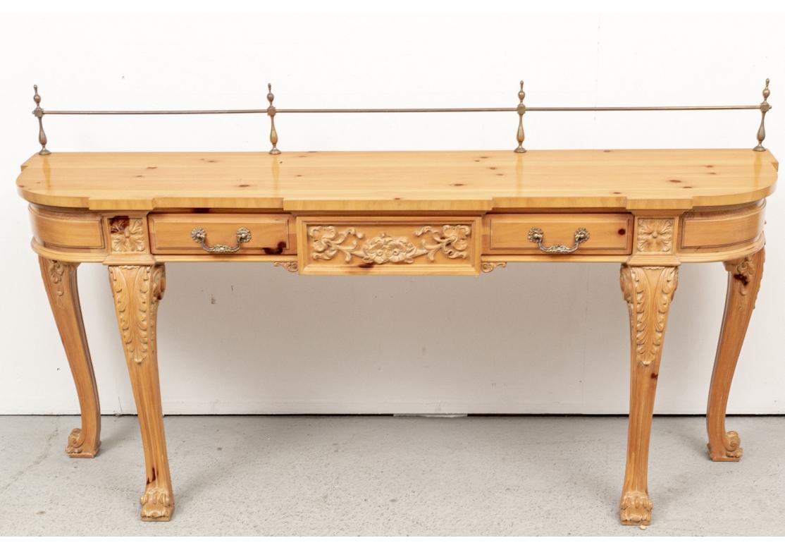 American Fine Karges Furniture Georgian Style Carved Pine Sideboard  For Sale
