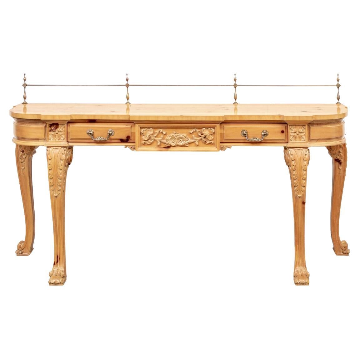 Karges Furniture Sideboard aus geschnitztem Kiefernholz im georgianischen Stil 