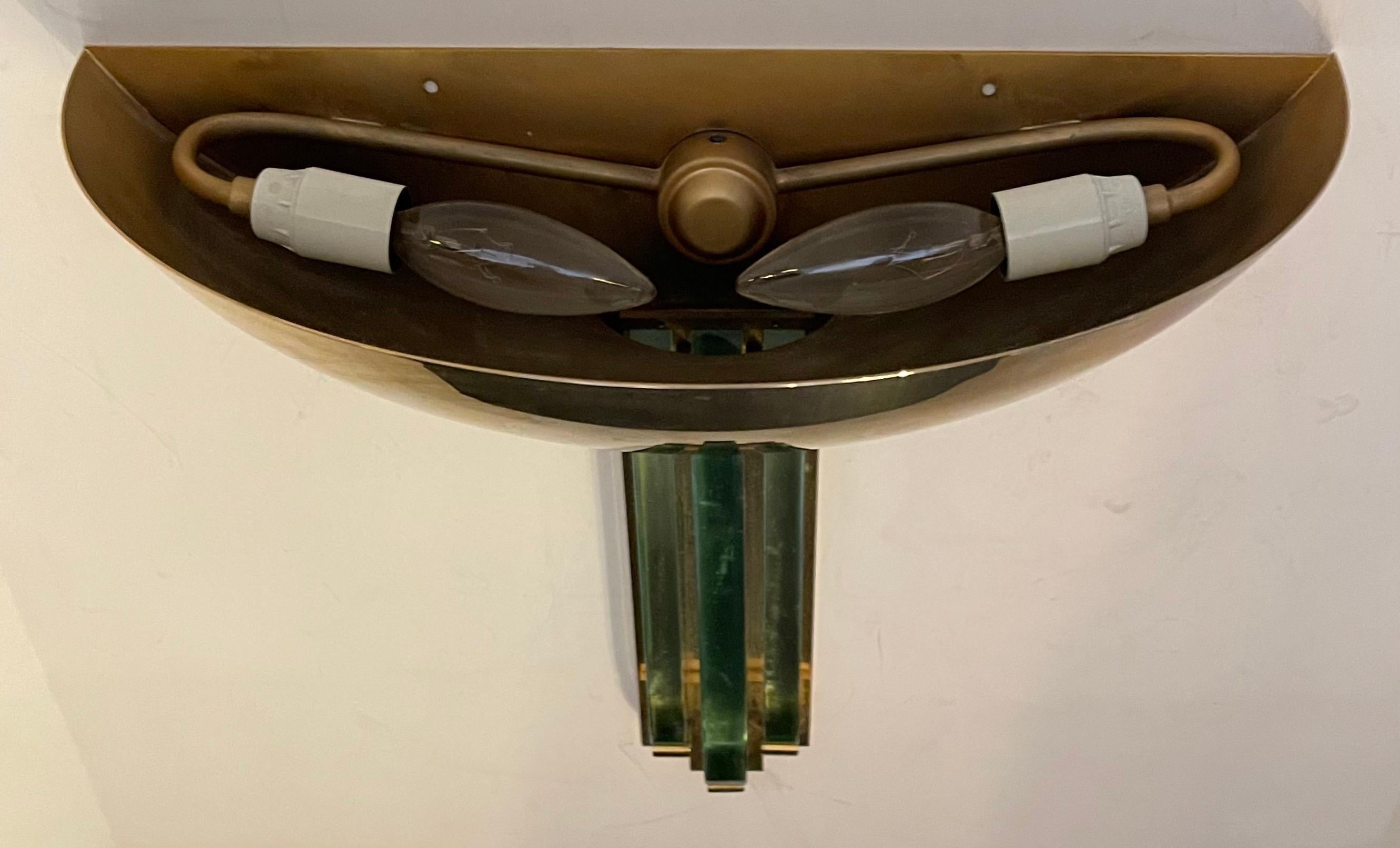 Fine Karl Springer Mid-Century Modern Polished Brass Glass Purcell Pair Sconces In Good Condition In Roslyn, NY