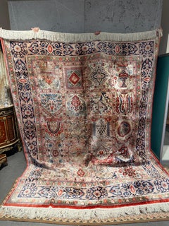Fine Kayseri Silk Rug in Elegant Panel Design – Hand-Knotted in Turkey