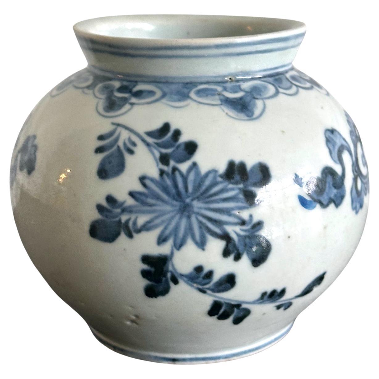 Fine Korean Porcelain Jar with Chrysanthemum Design Joseon Dynasty For Sale