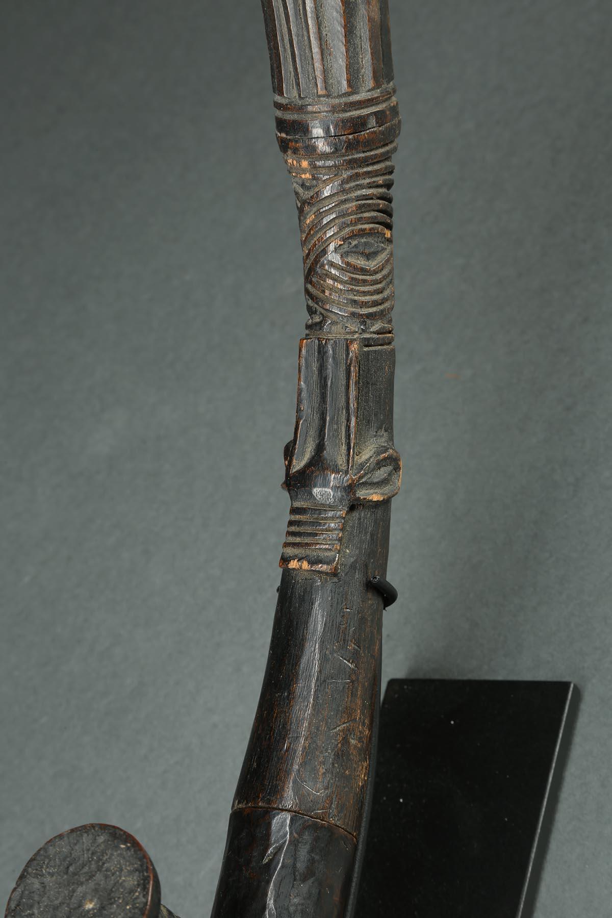 20th Century Fine Kuba Wood Figural Tribal African Pipe, early 20th century 