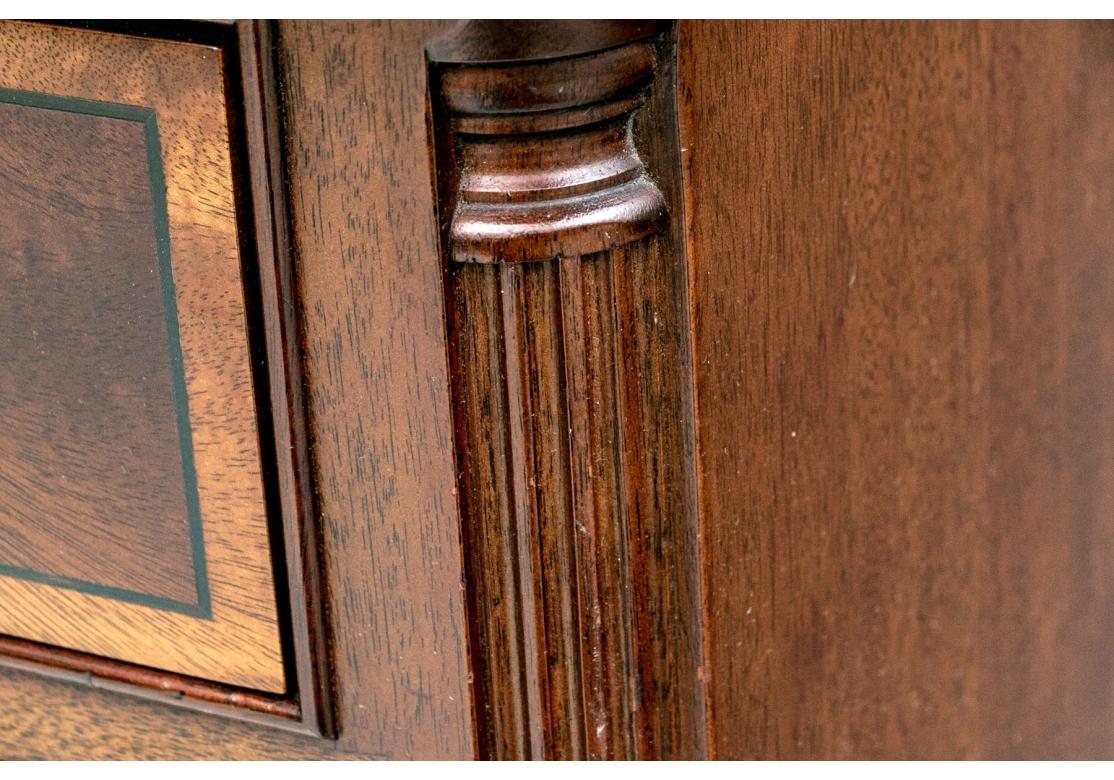 Fein L. & J.G. Stickley Banded Bachelor's Chest im Zustand „Relativ gut“ im Angebot in Bridgeport, CT