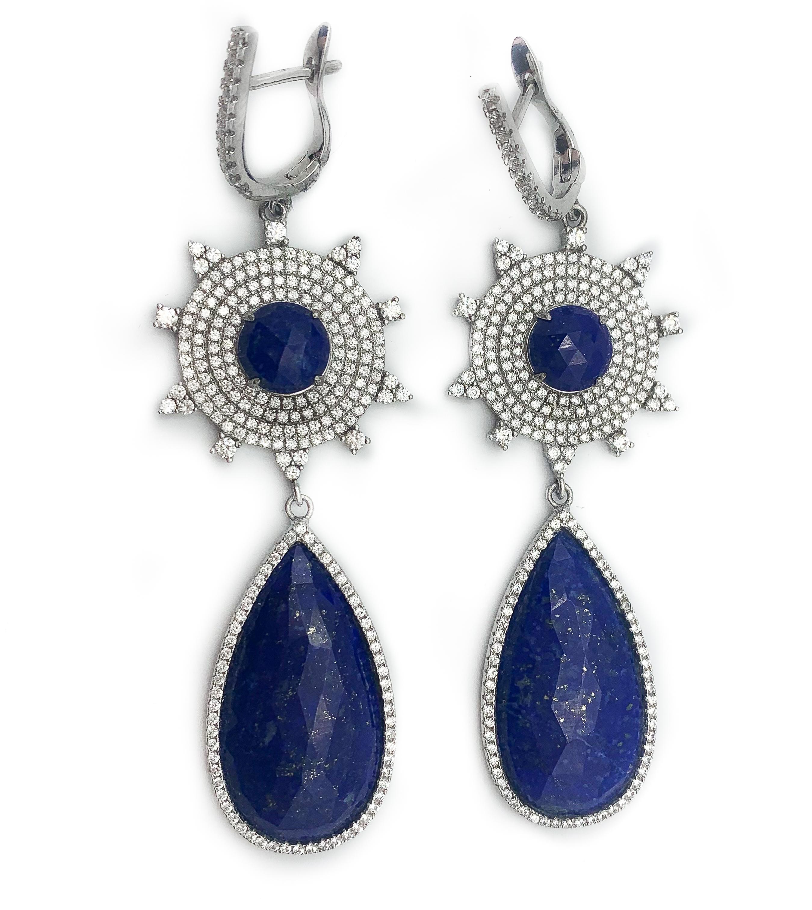 Ohrhänger aus Lapis & Swarovski-Kristall, hergestellt in Italien (Rundschliff) im Angebot