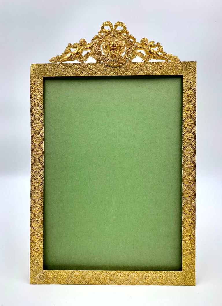 Fine Large Antique 19th Century French Gilt Bronze Love Trophies Picture Frame For Sale 3