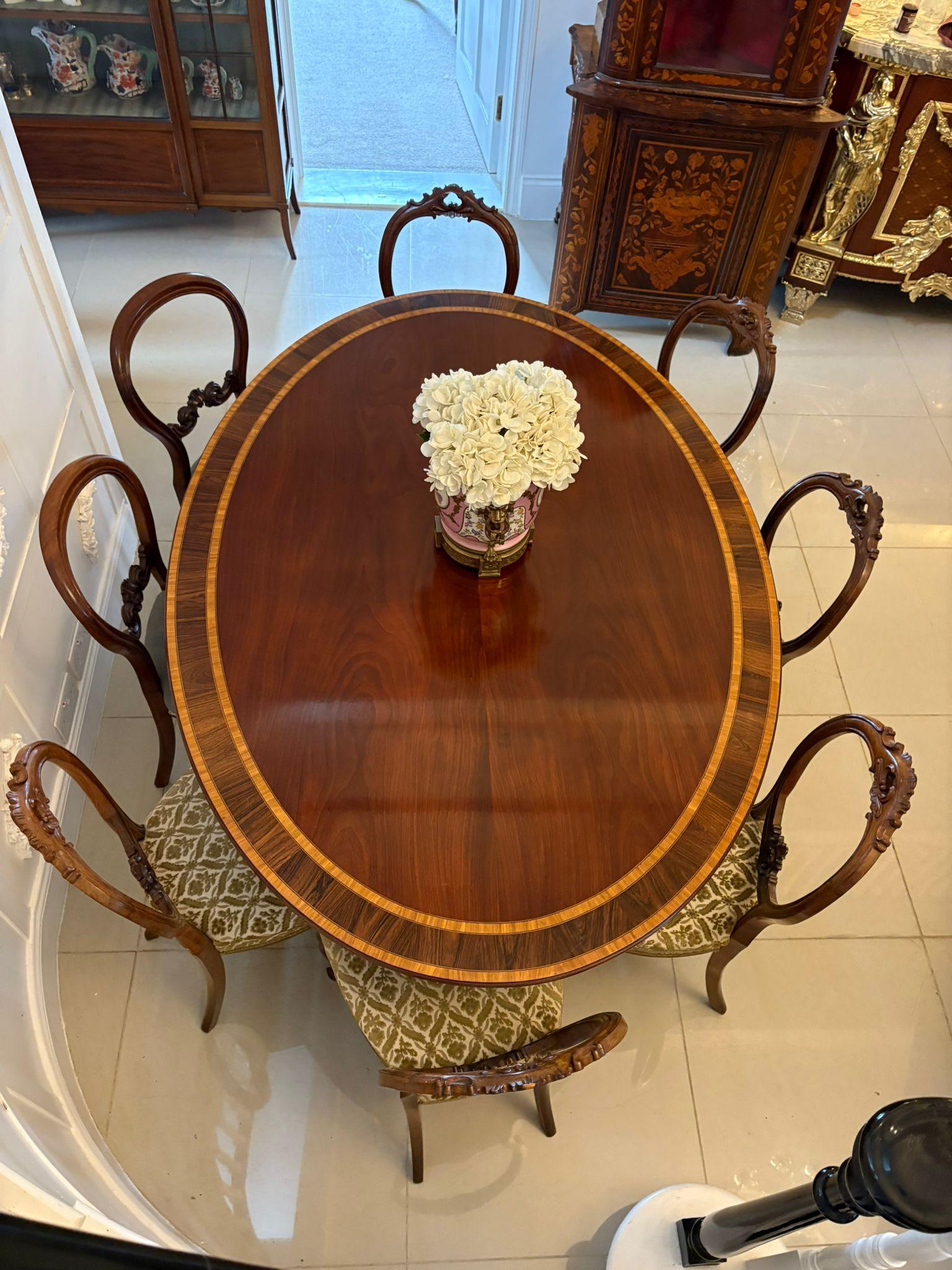 Edoardiano Fine Large Antique Edwardian Oval Mahogany 8 Seater Dining Table in vendita