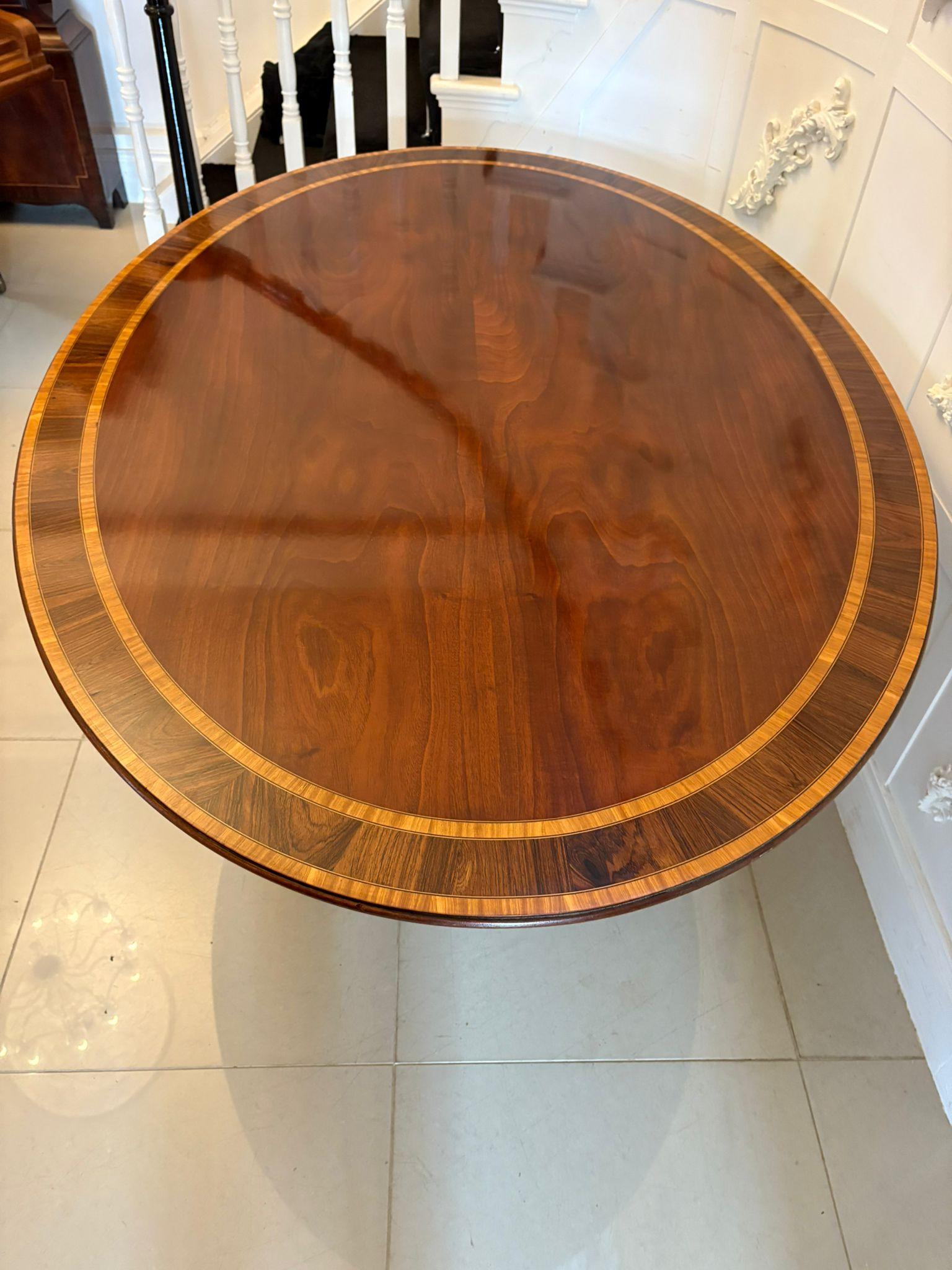 Fine Large Antique Edwardian Oval Mahogany 8 Seater Dining Table in vendita 2