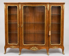 Feine große Antique French Kingwood & Ormolu montiert Vitrine Display Cabinet