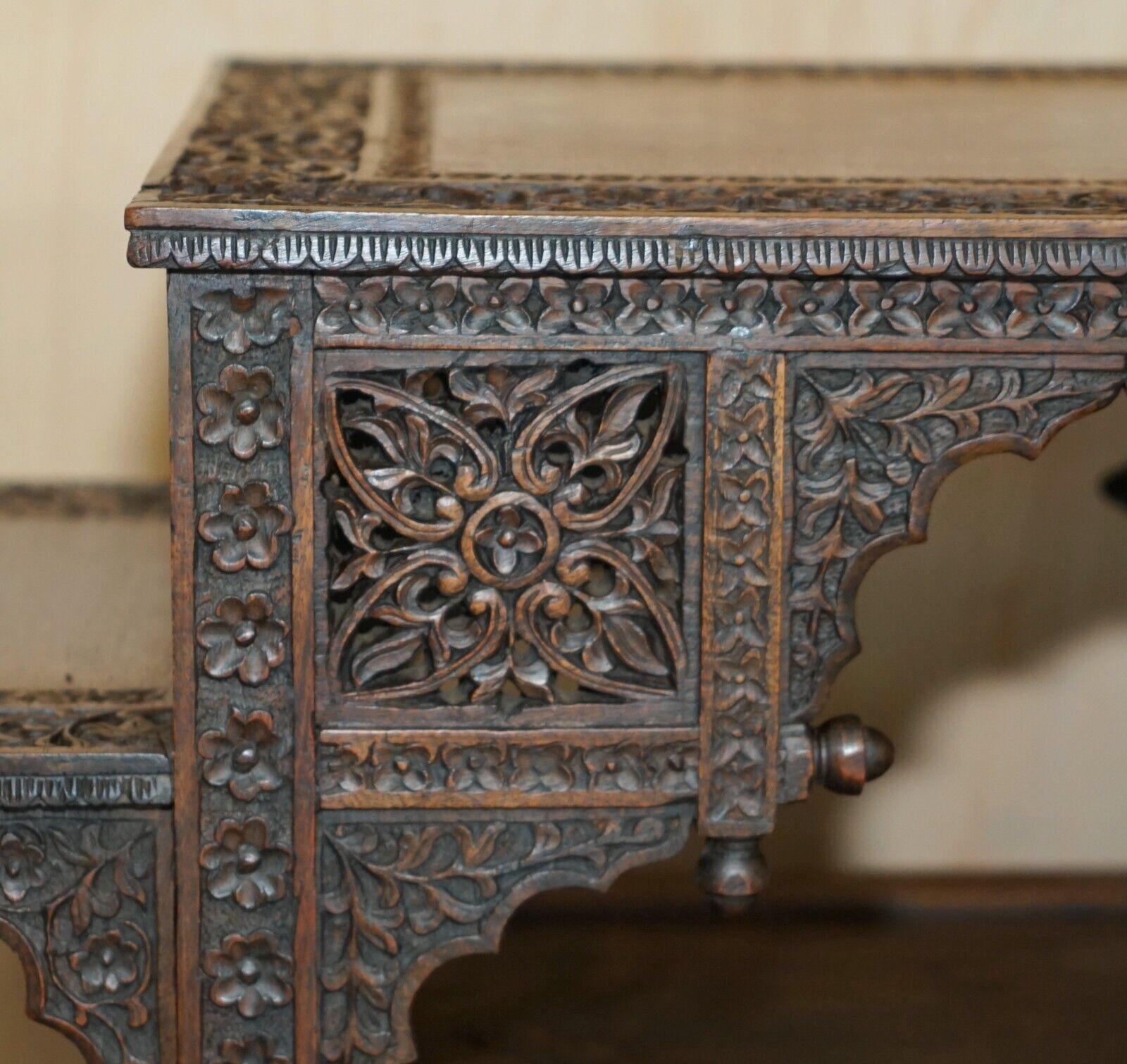 19th Century FINE LARGE ANTIQUE HAND CARVED LiBERTY LONDON MOORISH OCCASIONAL CENTRE TABLE For Sale