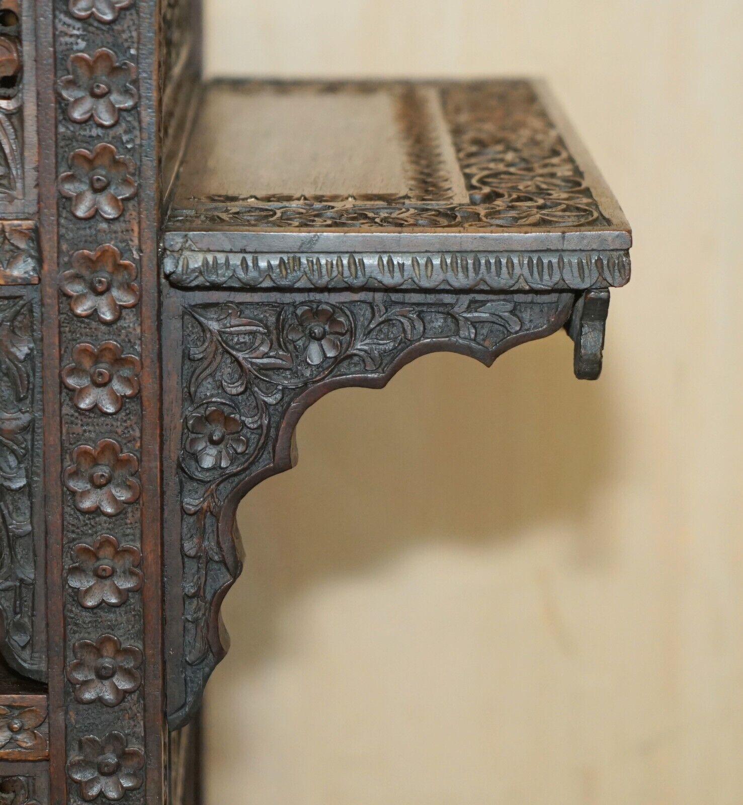 FINE LARGE ANTIQUE HAND CARVED LiBERTY LONDON MOORISH CENTRE TABLE in vendita 1