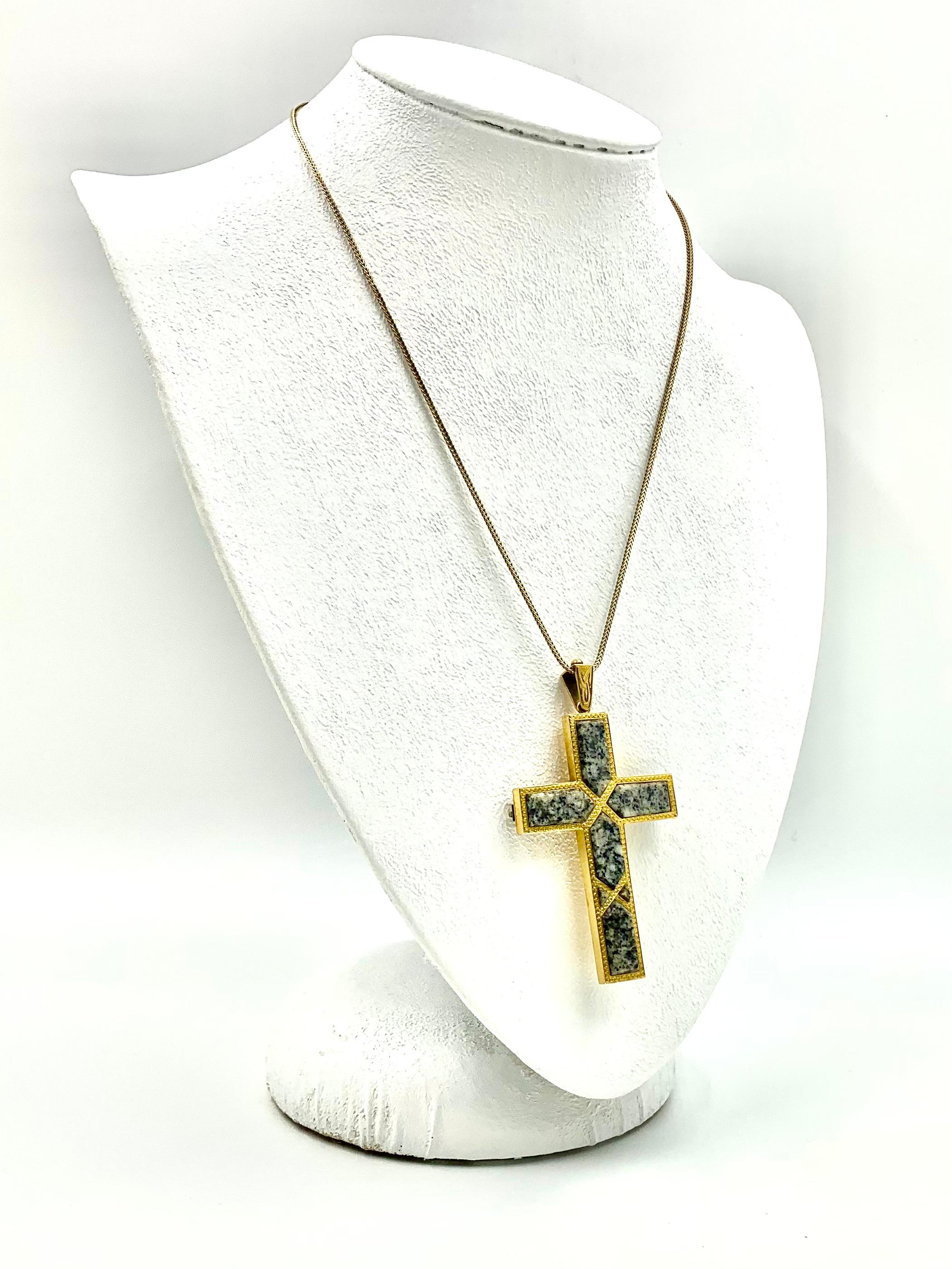 Grande croix écossaise ancienne Aberdeen en or jaune 14 carats, granit vert-gris en vente 10