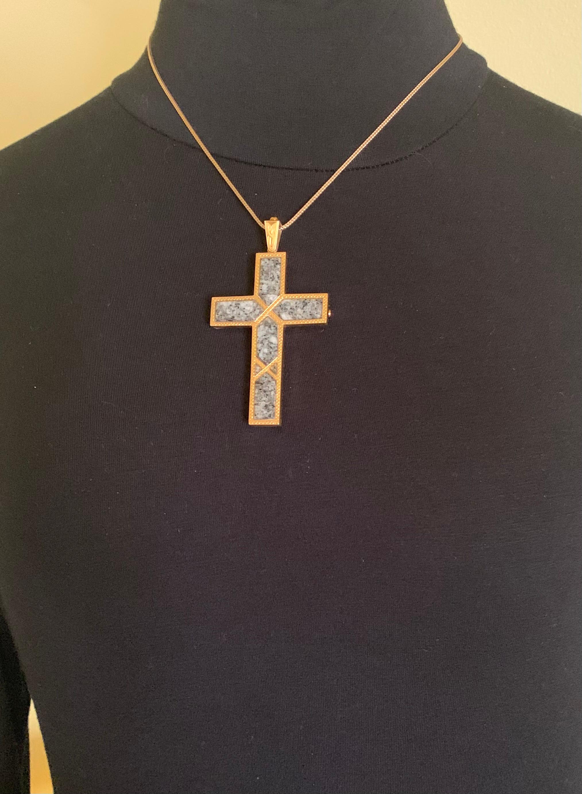 Grande croix écossaise ancienne Aberdeen en or jaune 14 carats, granit vert-gris en vente 12