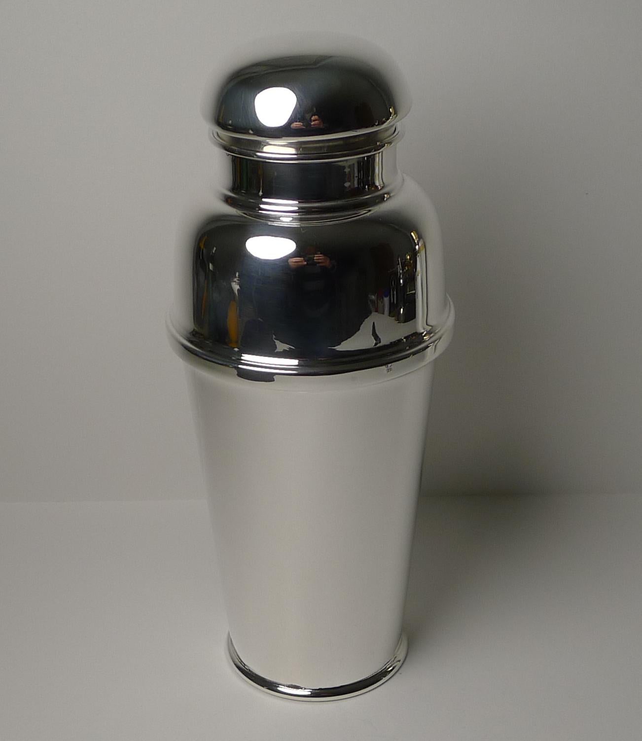 Fine Large Art Deco Cocktail Shaker by C S Green & Co., c.1930 5