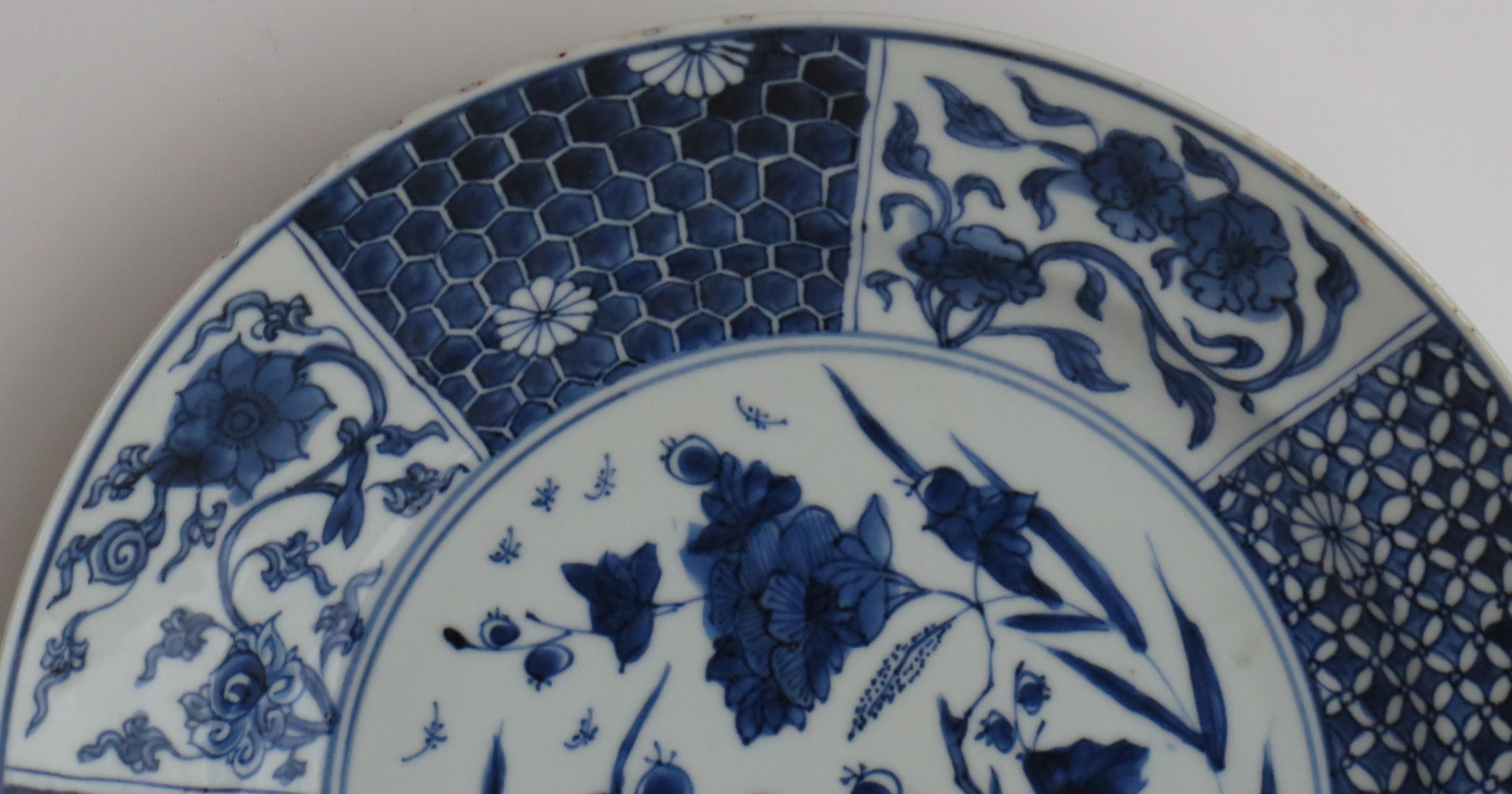 Hand-Painted Large Kangxi marked Chinese Plate or Charger Porcelain Blue & White, circa 1710