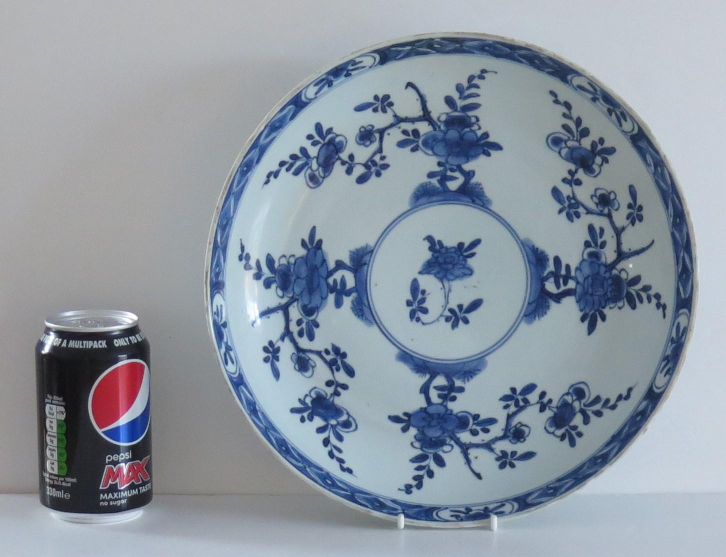 Kangxi marked Chinese Plate Porcelain Blue & White, Circa 1710 9
