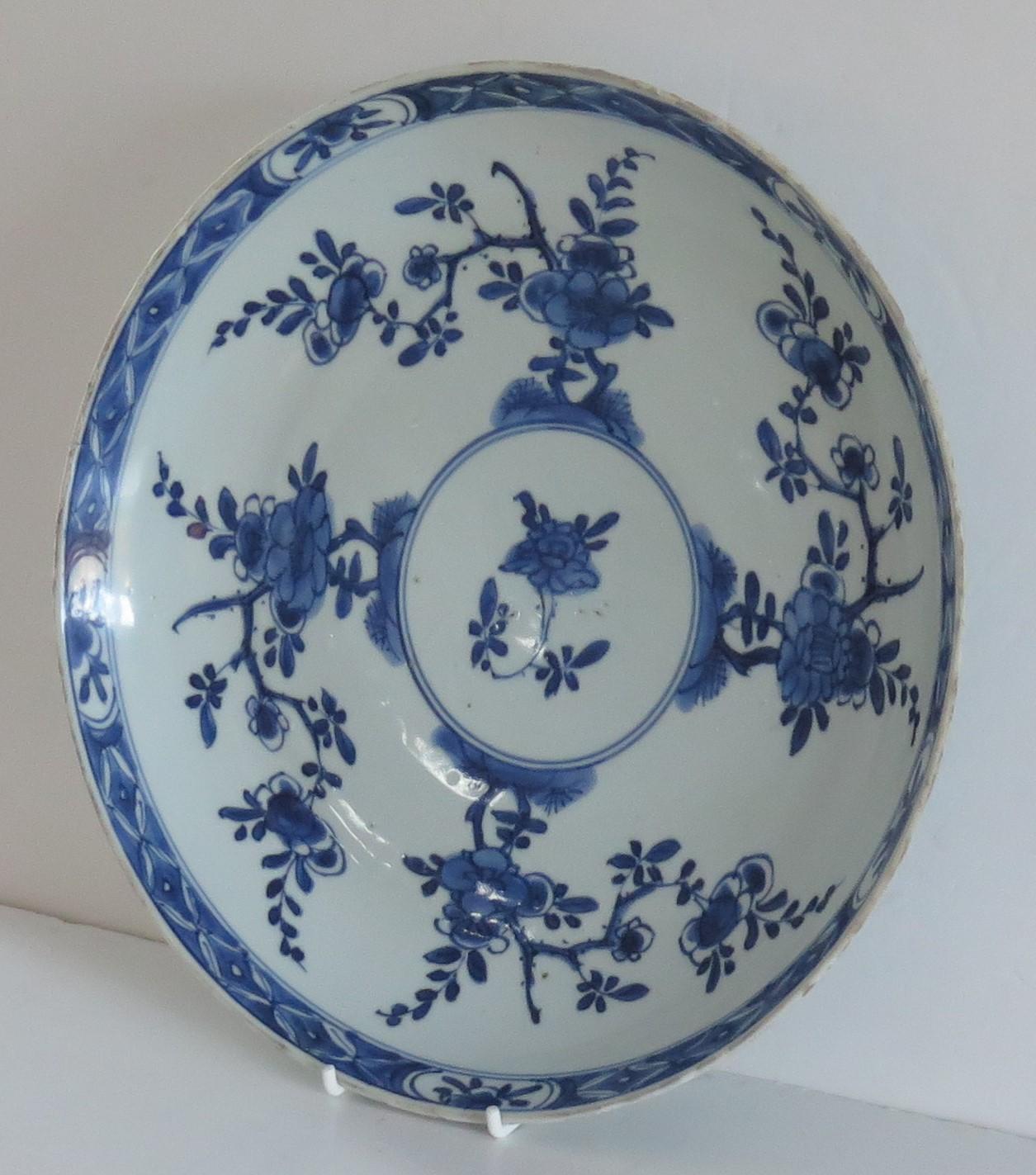 Kangxi marked Chinese Plate Porcelain Blue & White, Circa 1710 3