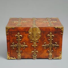 Fine Large Example Of A Kingwood Oyster Veneer Coffre Fort