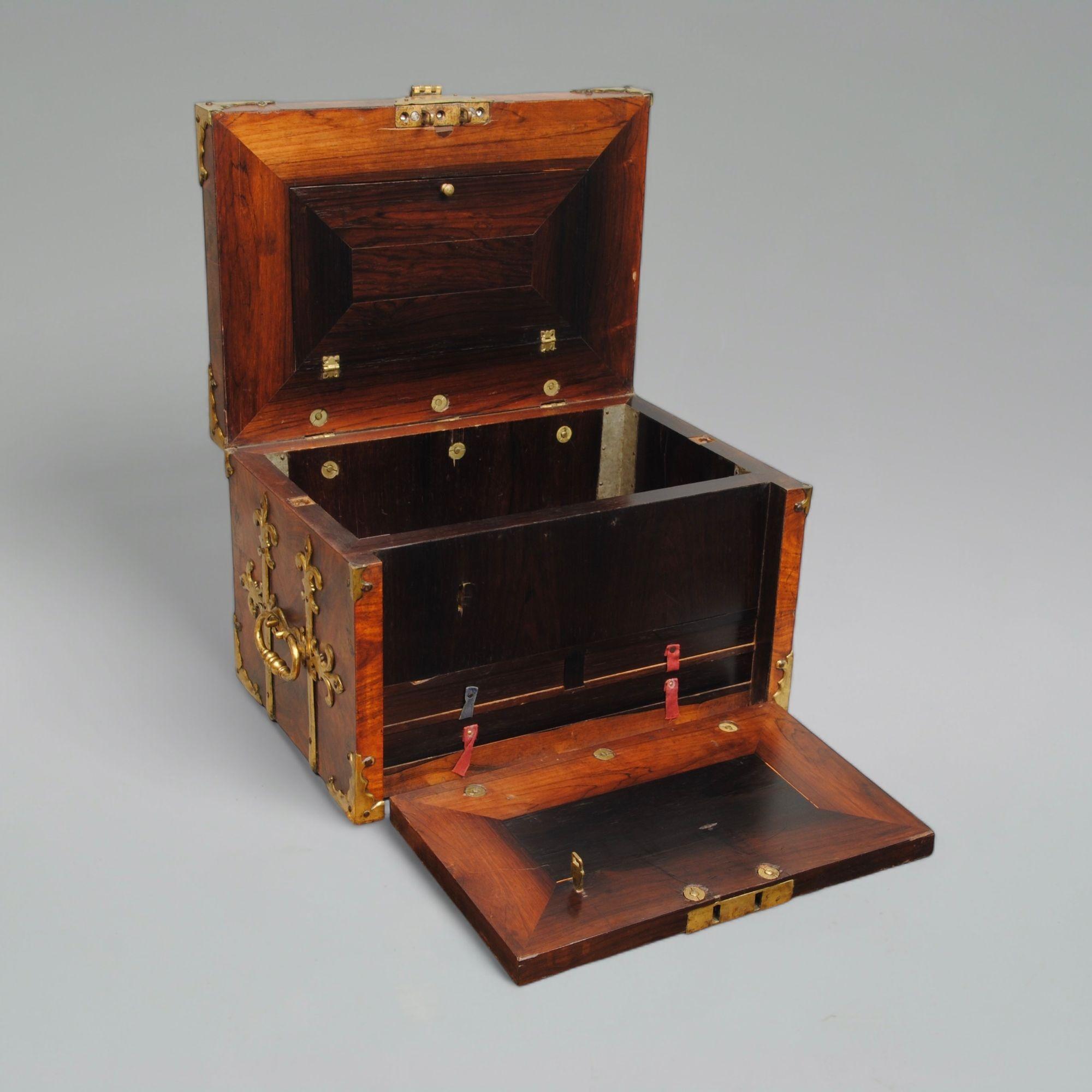 18th Century Fine Large Example Of A Kingwood Oyster Veneer Coffre Fort For Sale