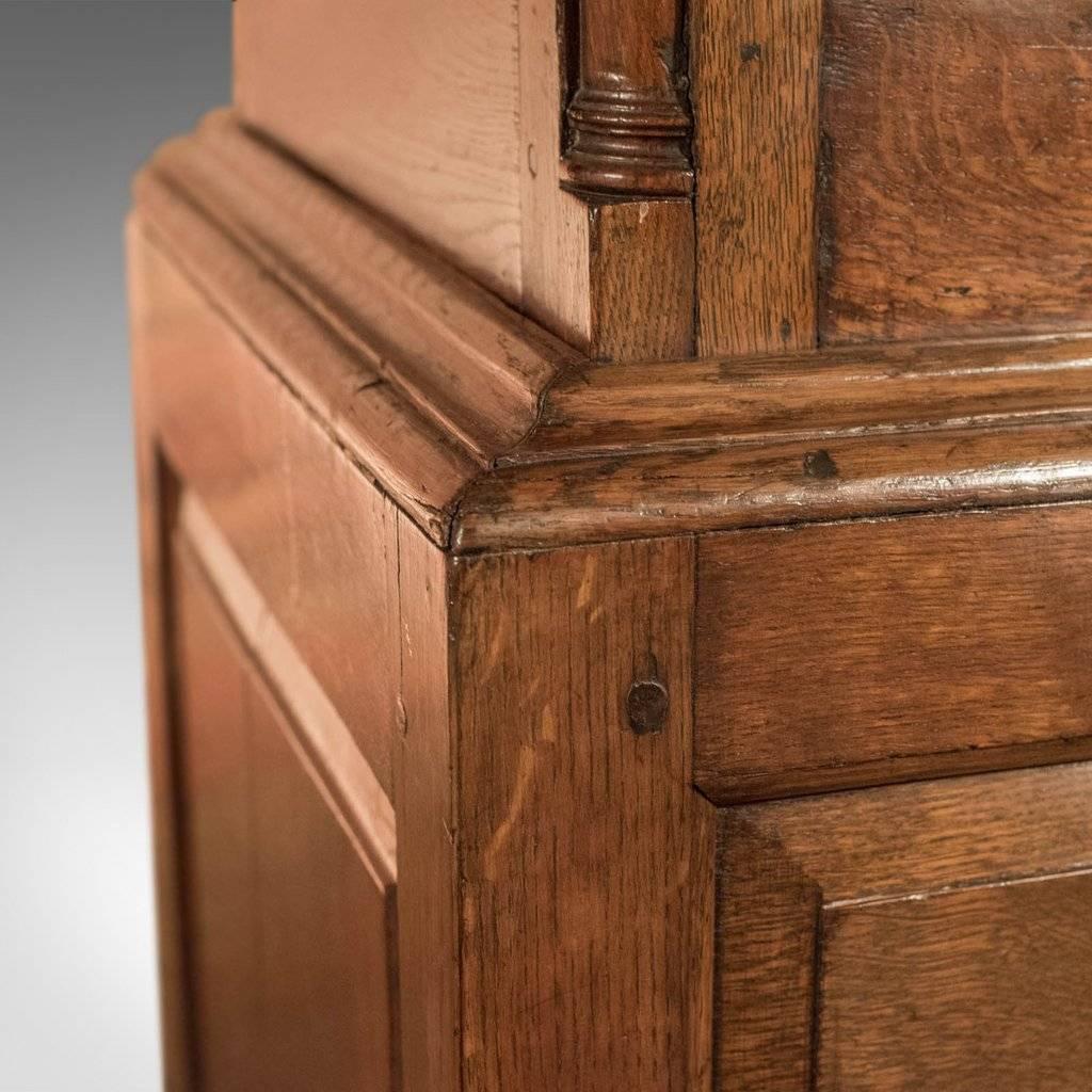 Fine Large Georgian Antique Wardrobe Linen Press Cabinet English Oak:: circa 1800 im Zustand „Gut“ in Hele, Devon, GB