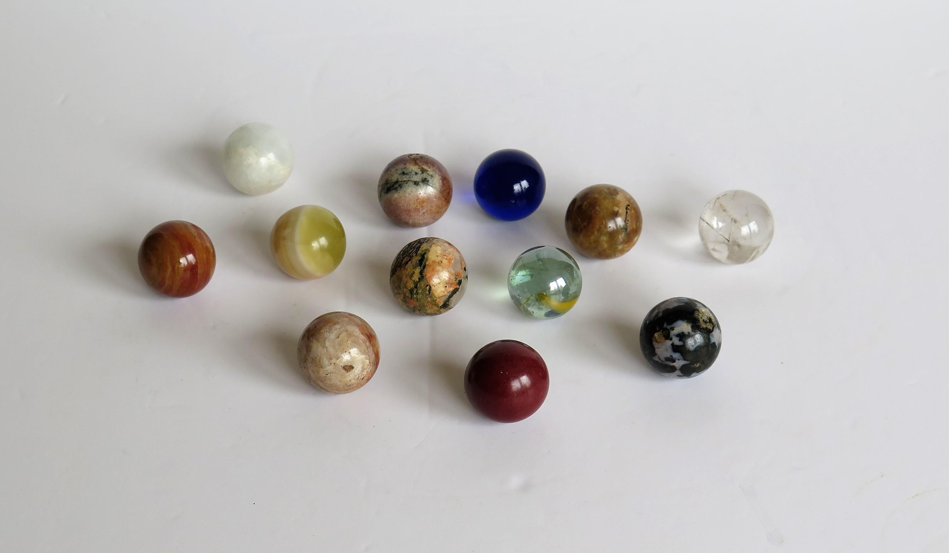 Fine Large Table Marble Solitaire Game with 36 Agate and Glass Marbles, French  7