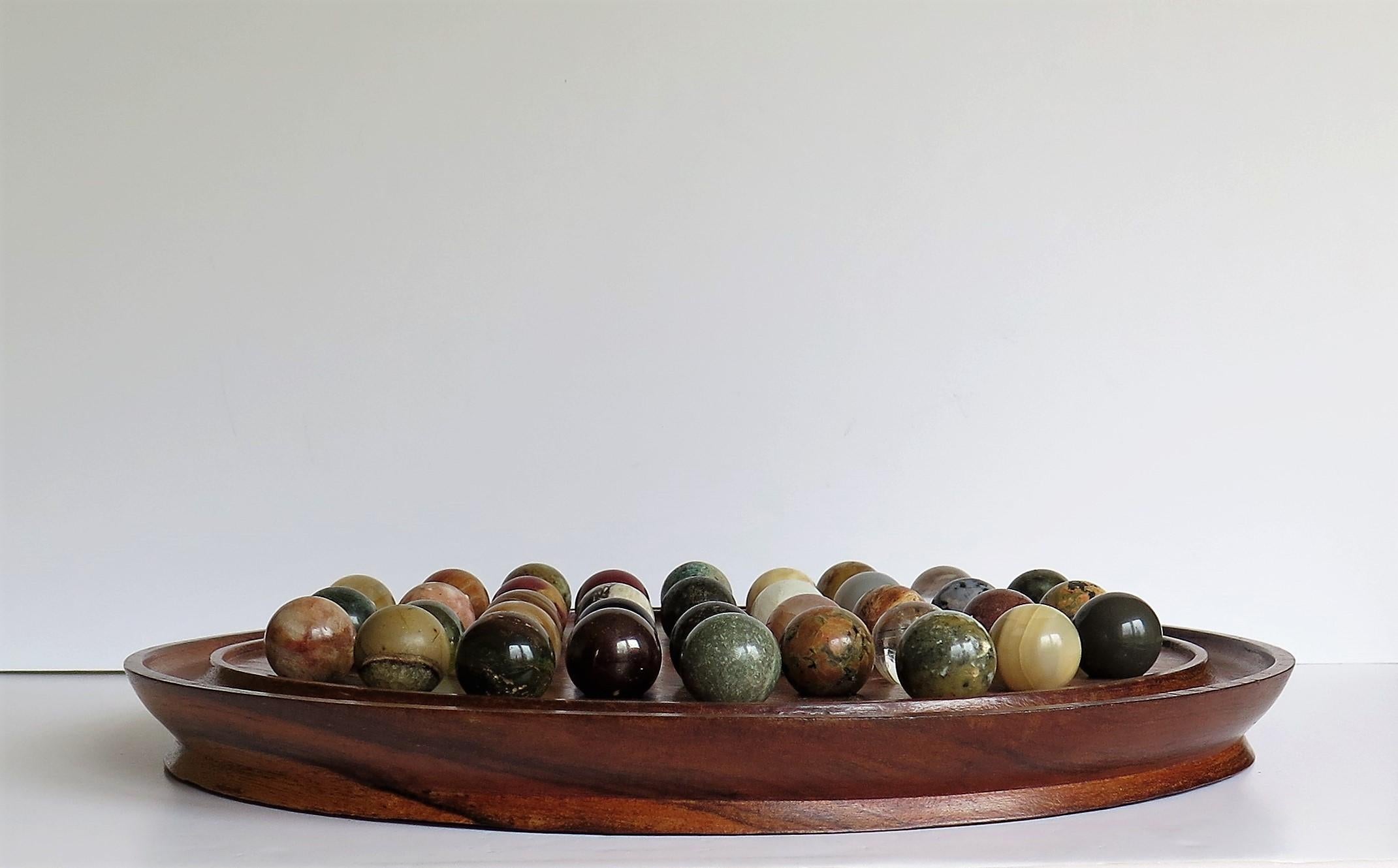 Fine Large Table Marble Solitaire Game with 36 Agate and Glass Marbles, French In Good Condition In Lincoln, Lincolnshire
