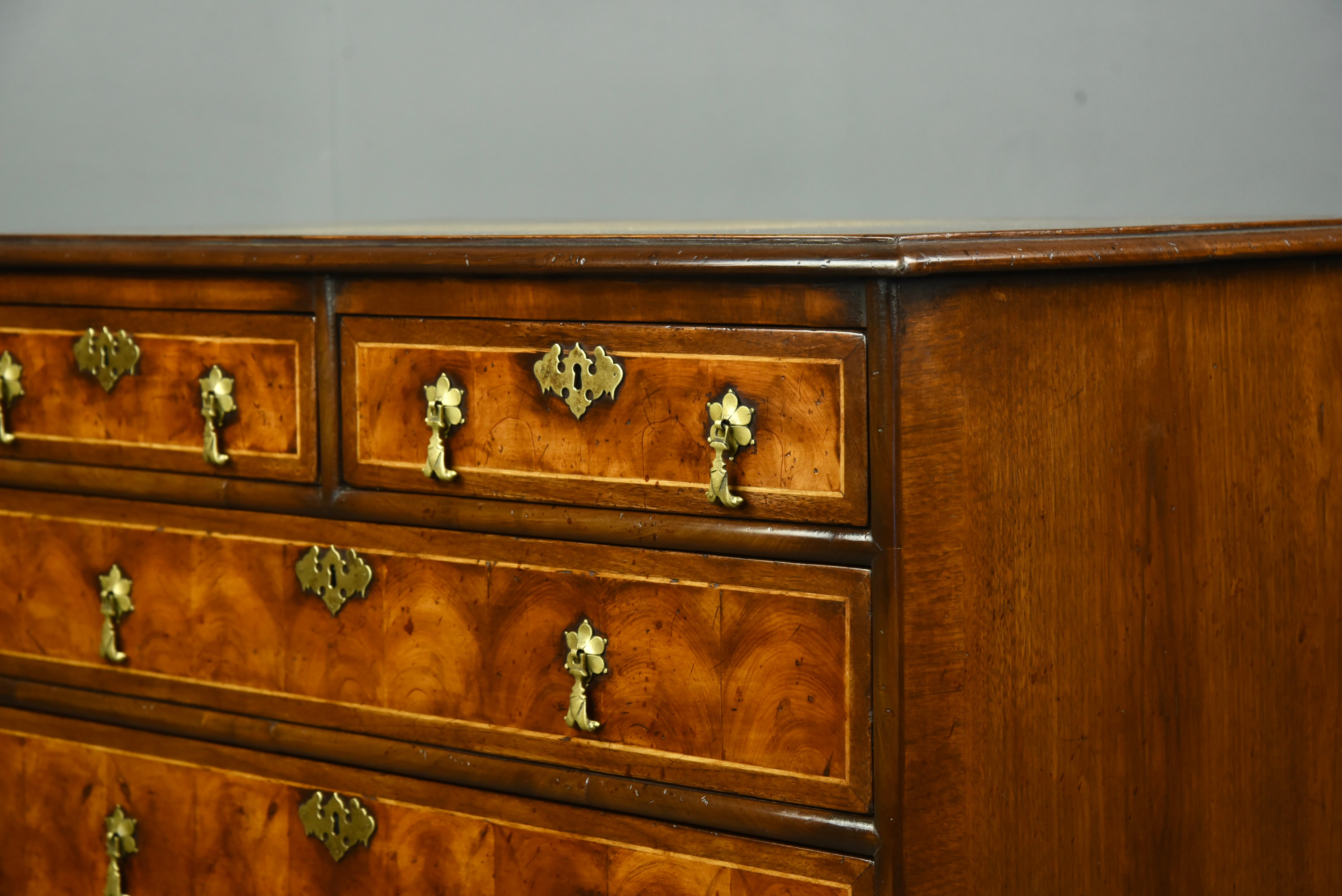 Fine Late 18th Century English Oyster Chest of Drawers Commode 6