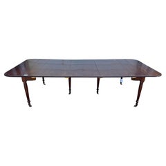 Table de salle à manger en acajou du Directoire français de la fin du XVIIIe siècle et du début du XIXe siècle