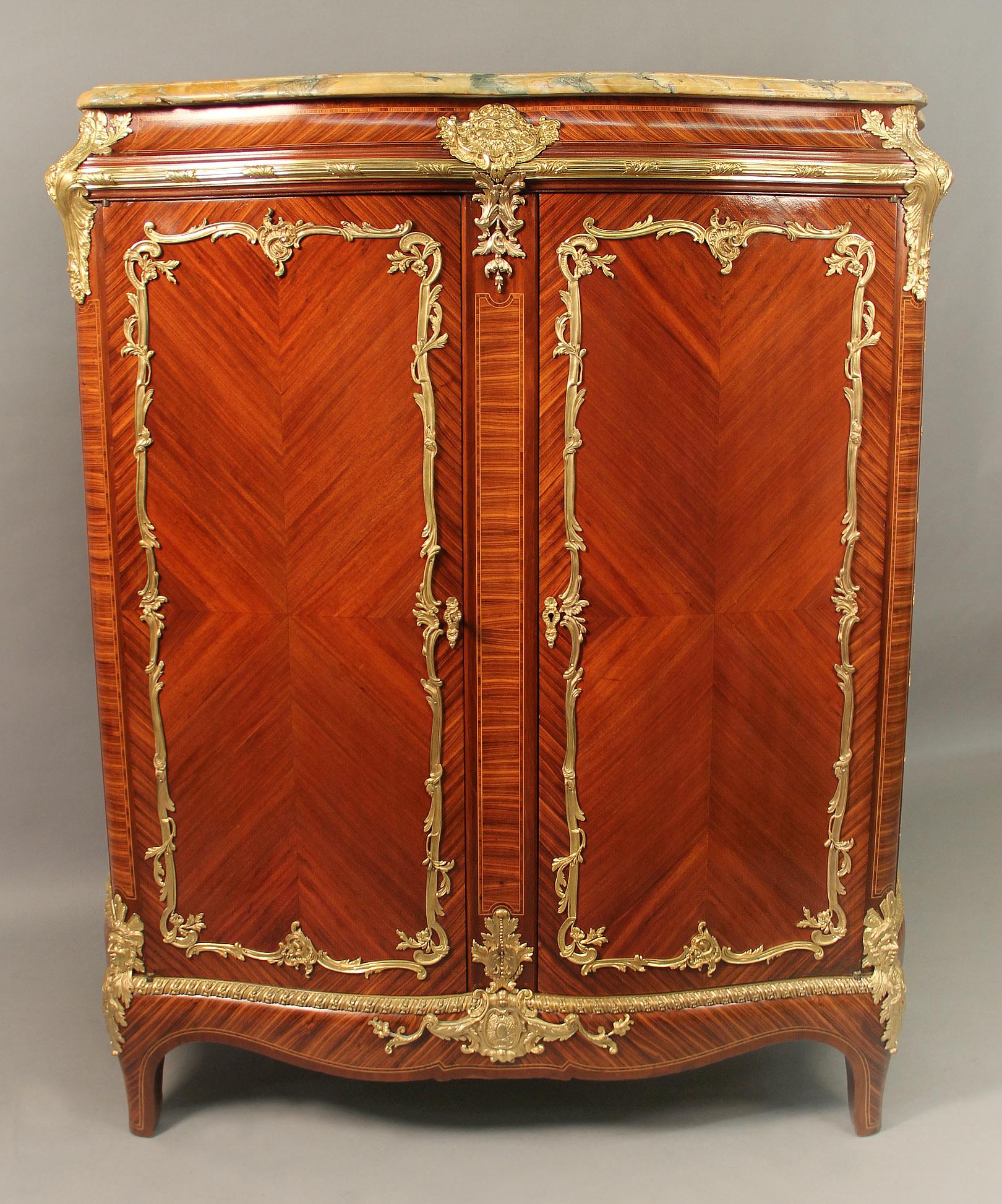 Belle Époque Fine Late 19th Century Gilt Bronze Mounted Tall Cabinet By François Linke en vente