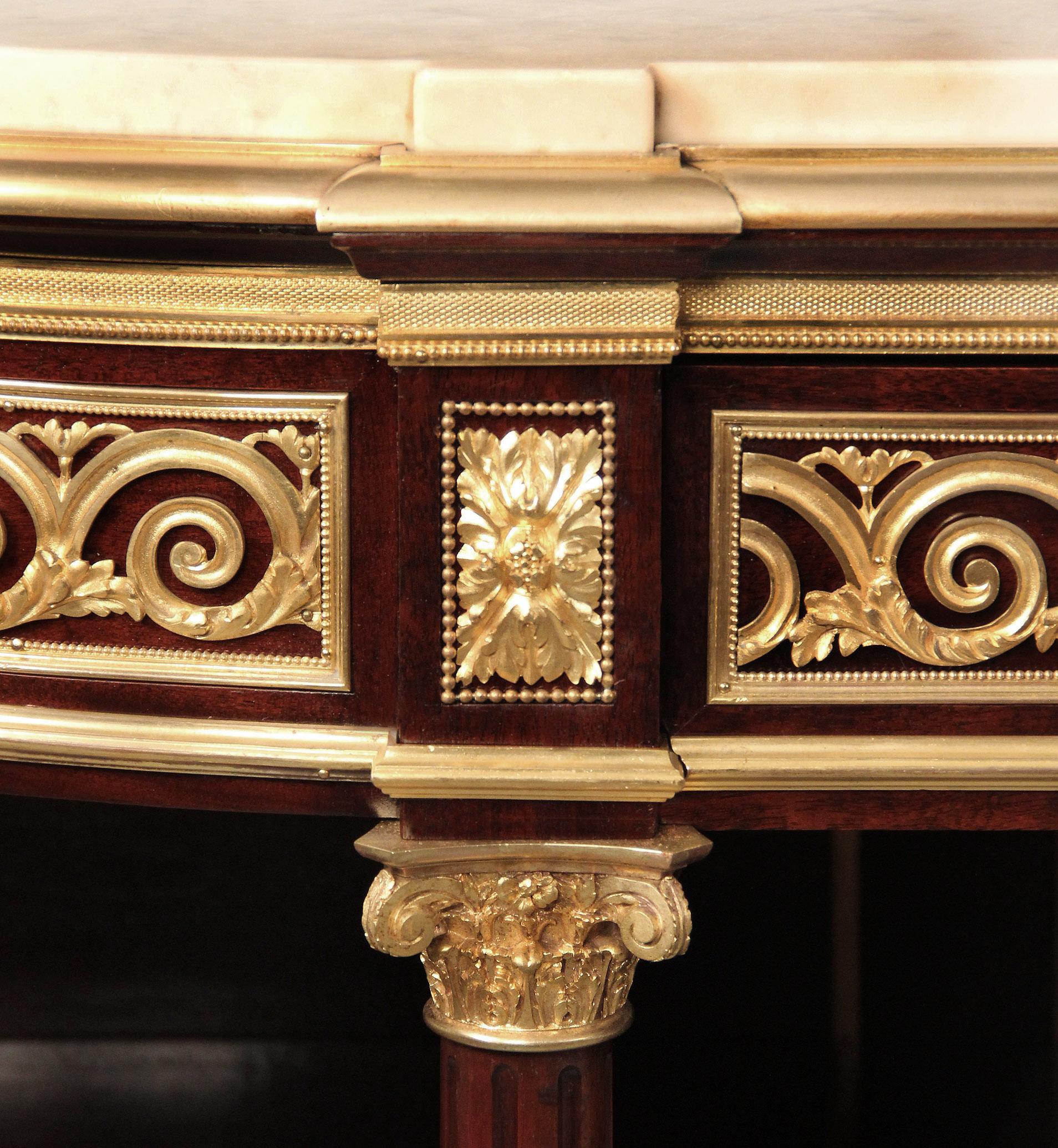 Fine Late 19th Century Gilt Bronze Mounted Three-Tier Dessert Console / Server In Good Condition In New York, NY
