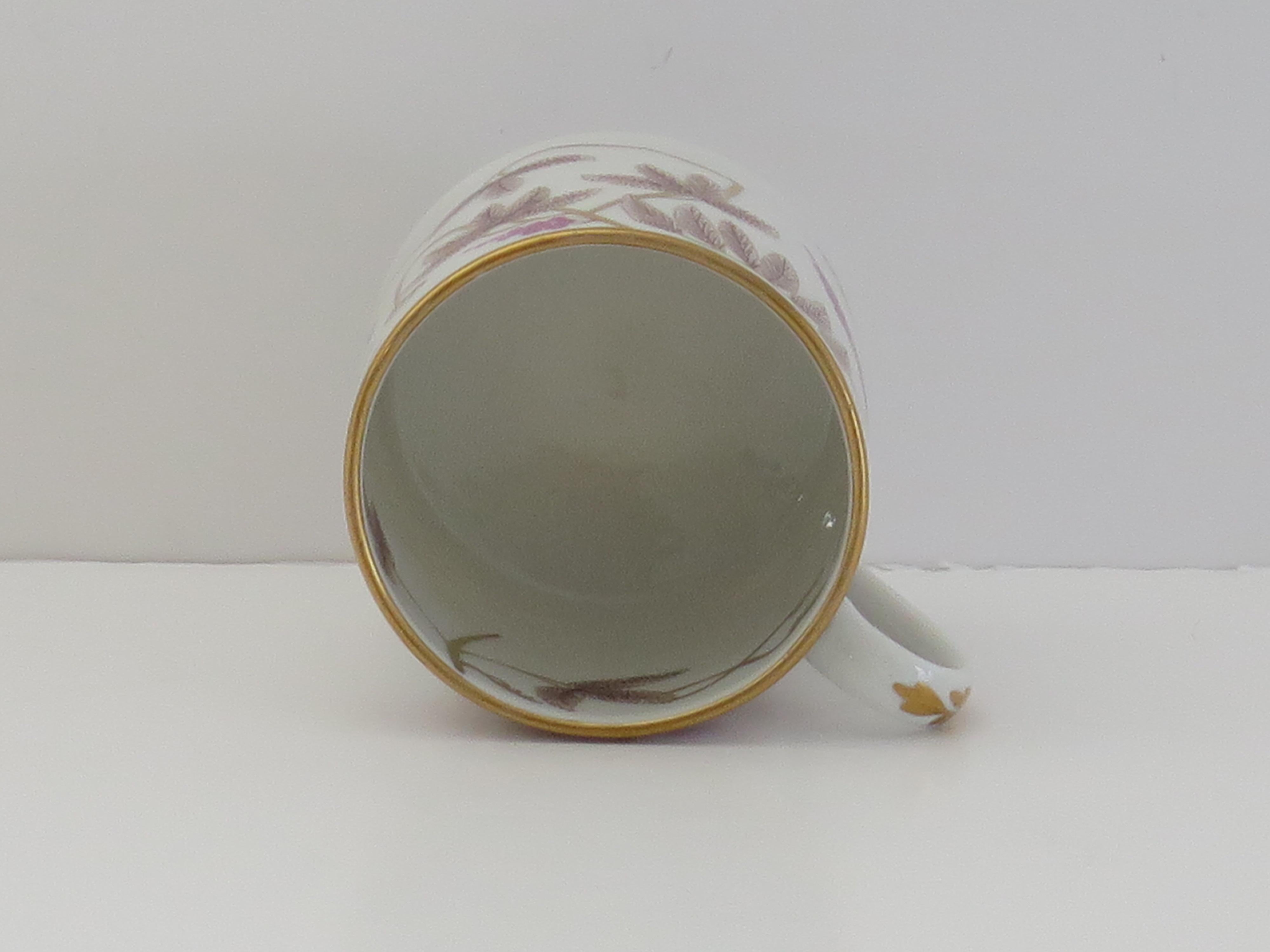 Fine Late Georgian English hand painted Coalport Porcelain Coffee Can, Ca 1805 For Sale 6