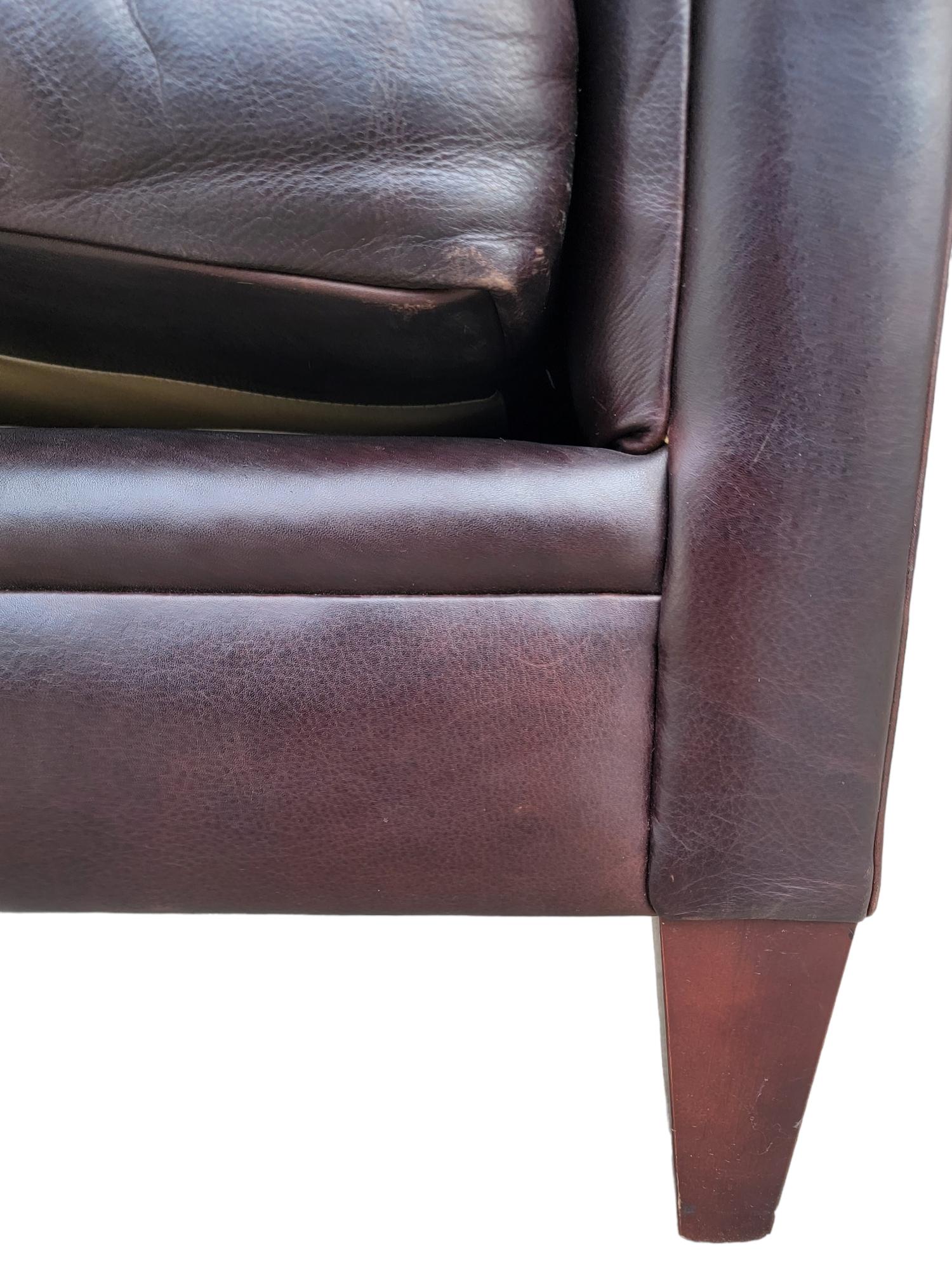  Fine Leather Club Chair In Good Condition For Sale In Los Angeles, CA