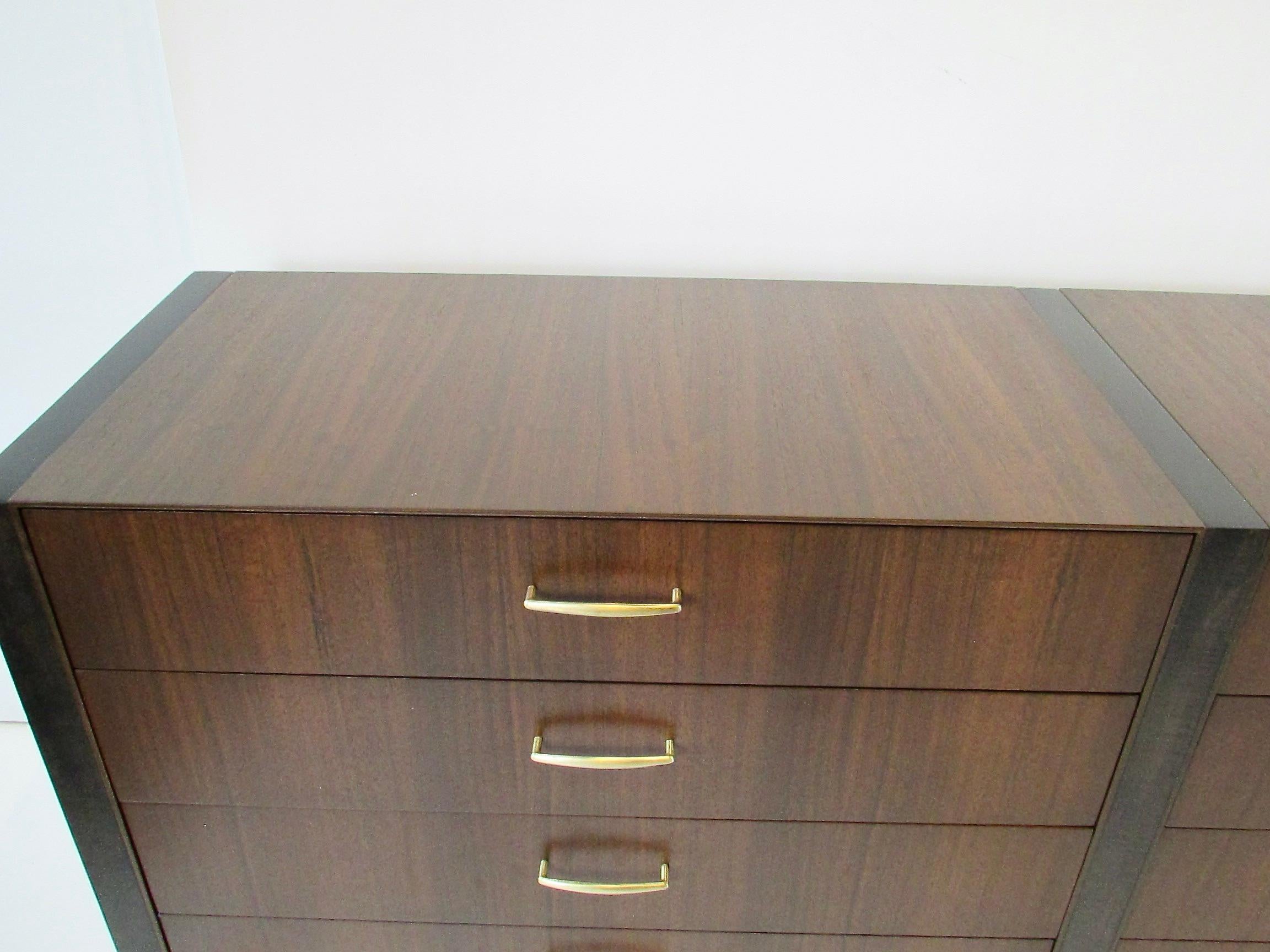 Fine long low twelve drawer Directional Furniture custom collection dresser For Sale 3