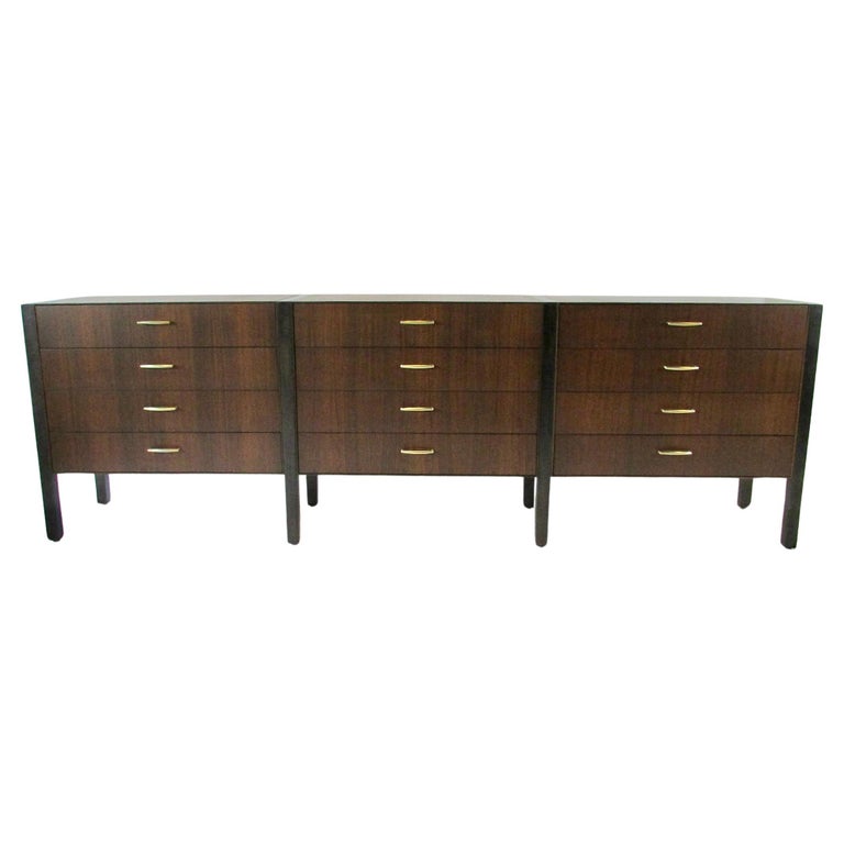Fine long low twelve drawer Directional Furniture custom collection dresser  For Sale at 1stDibs