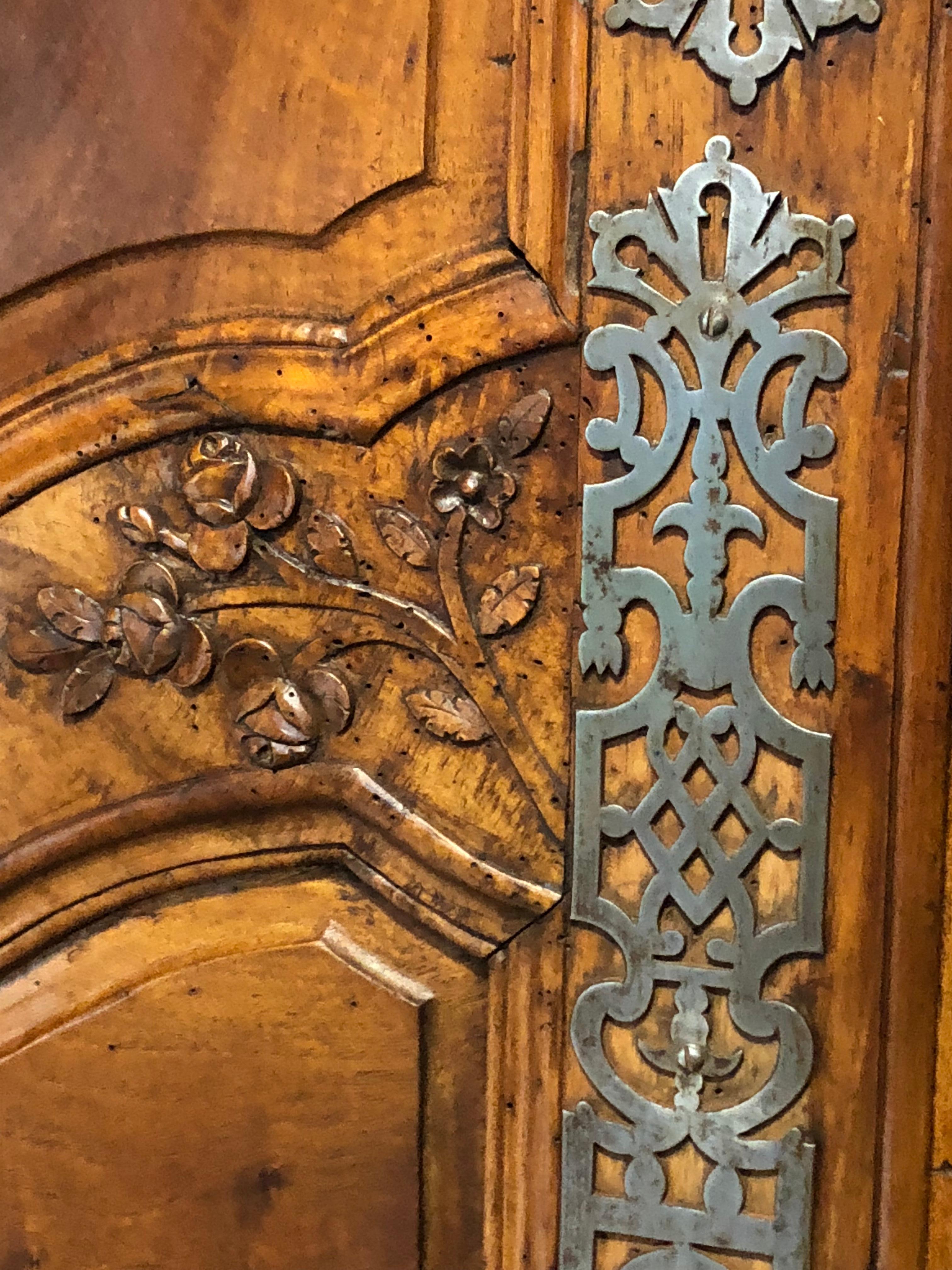 18th Century Fine Louis XV Armoire, circa 1760