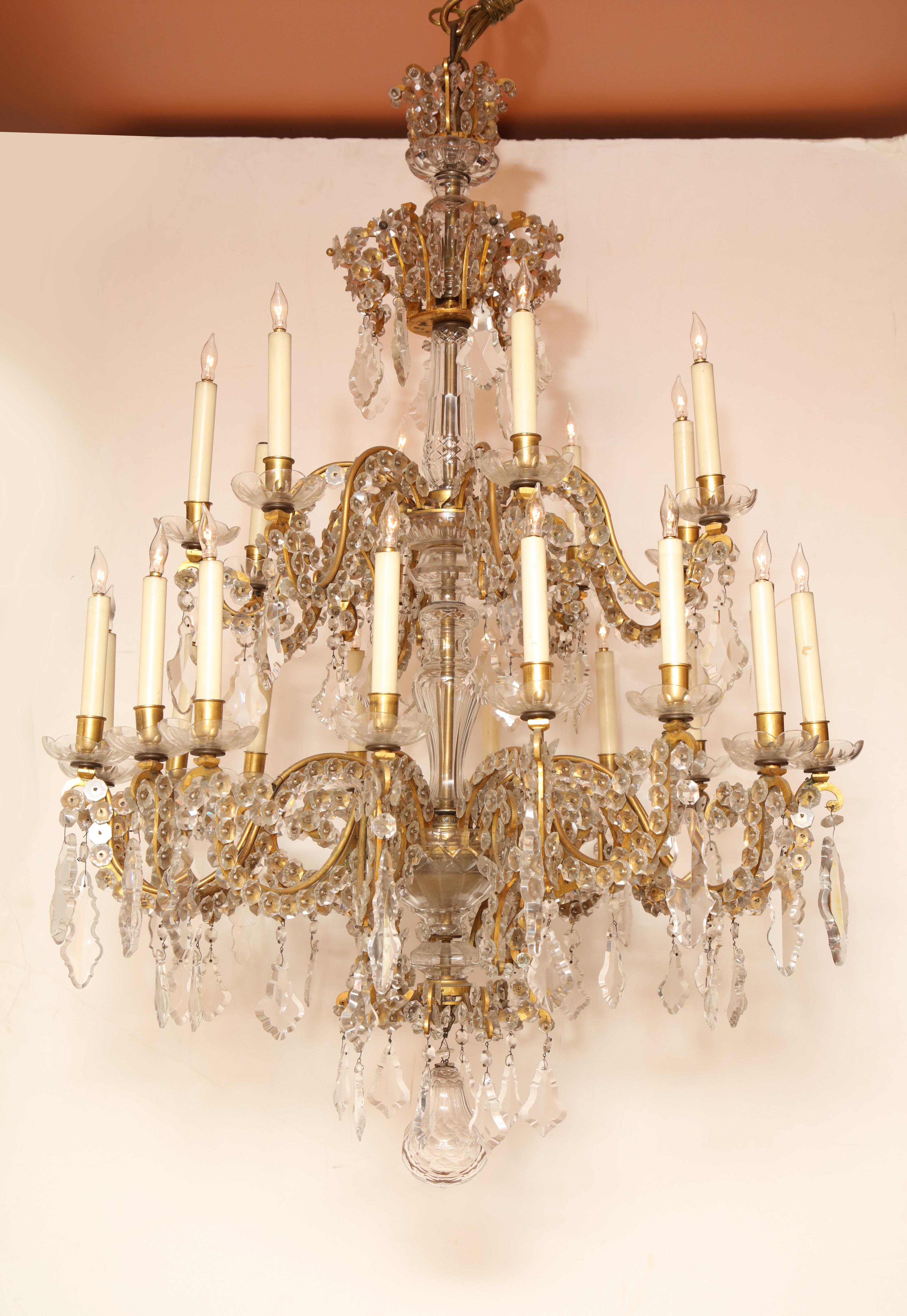 Fine Louis XV Crystal and Bronze 24-Light Chandelier For Sale 8
