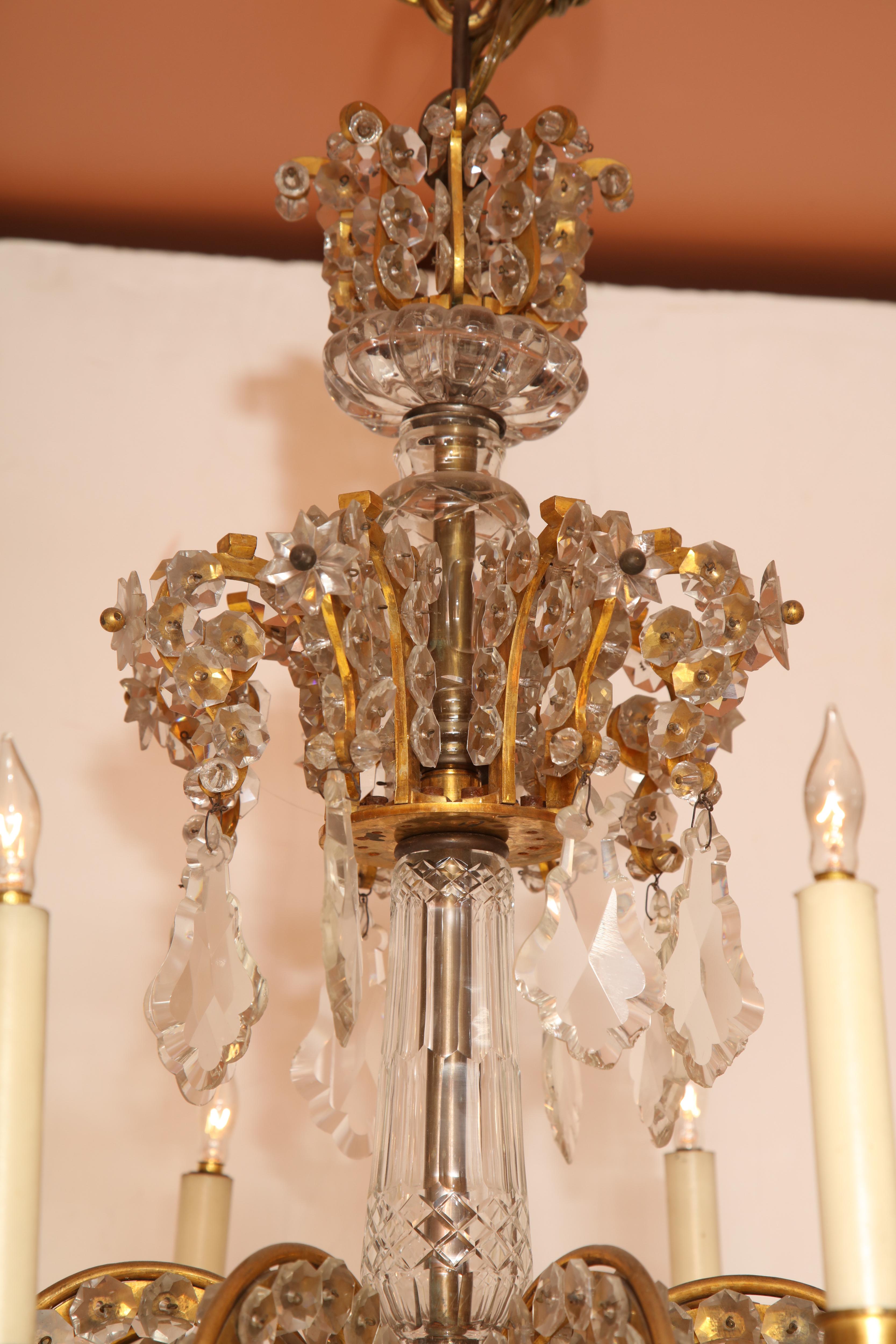 Fine Louis XV Crystal and Bronze 24-Light Chandelier For Sale 10