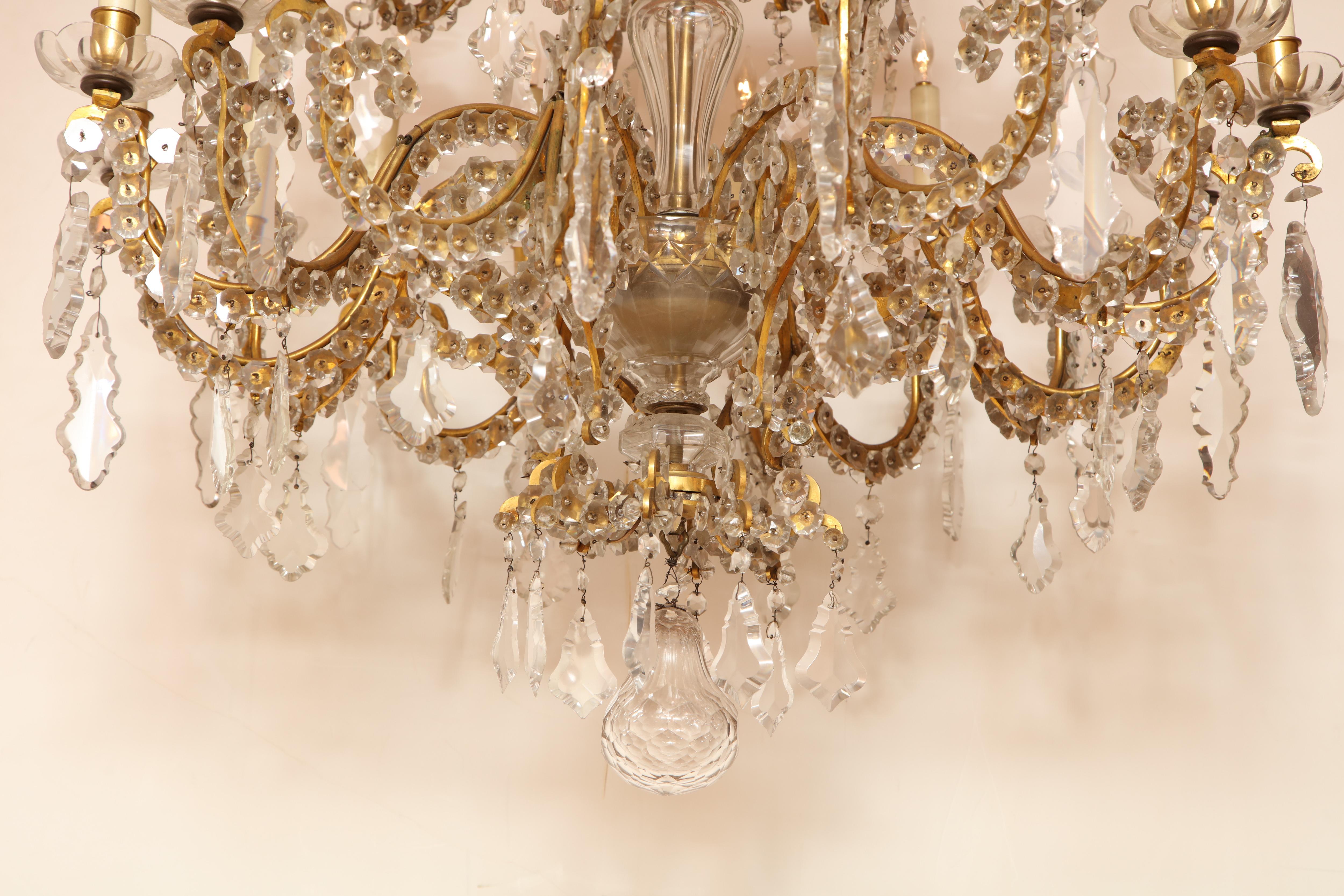 Fine Louis XV Crystal and Bronze 24-Light Chandelier For Sale 12