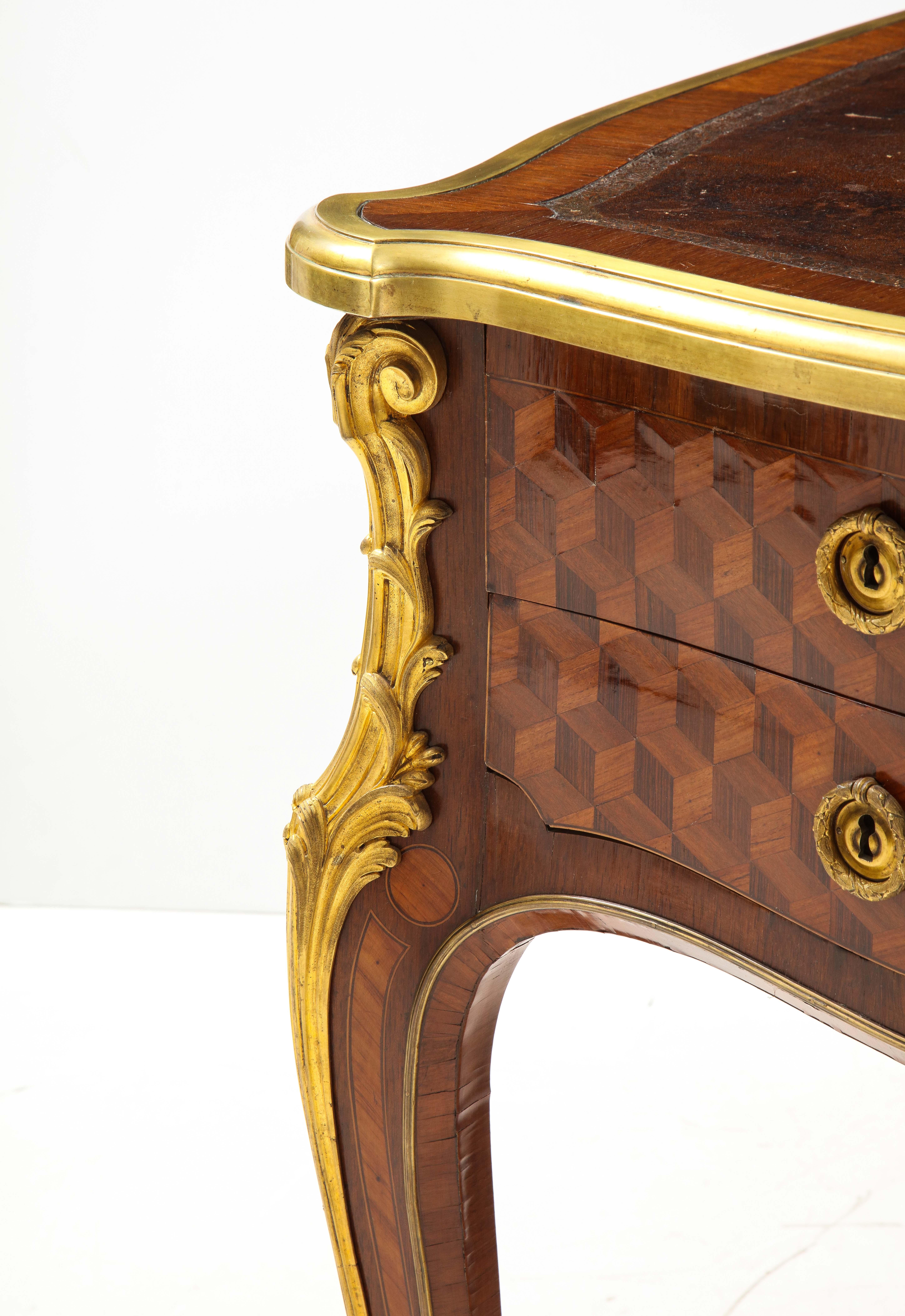 Fine Louis XV Style Marquetry Bureau Plat Attributed to François Linke For Sale 4