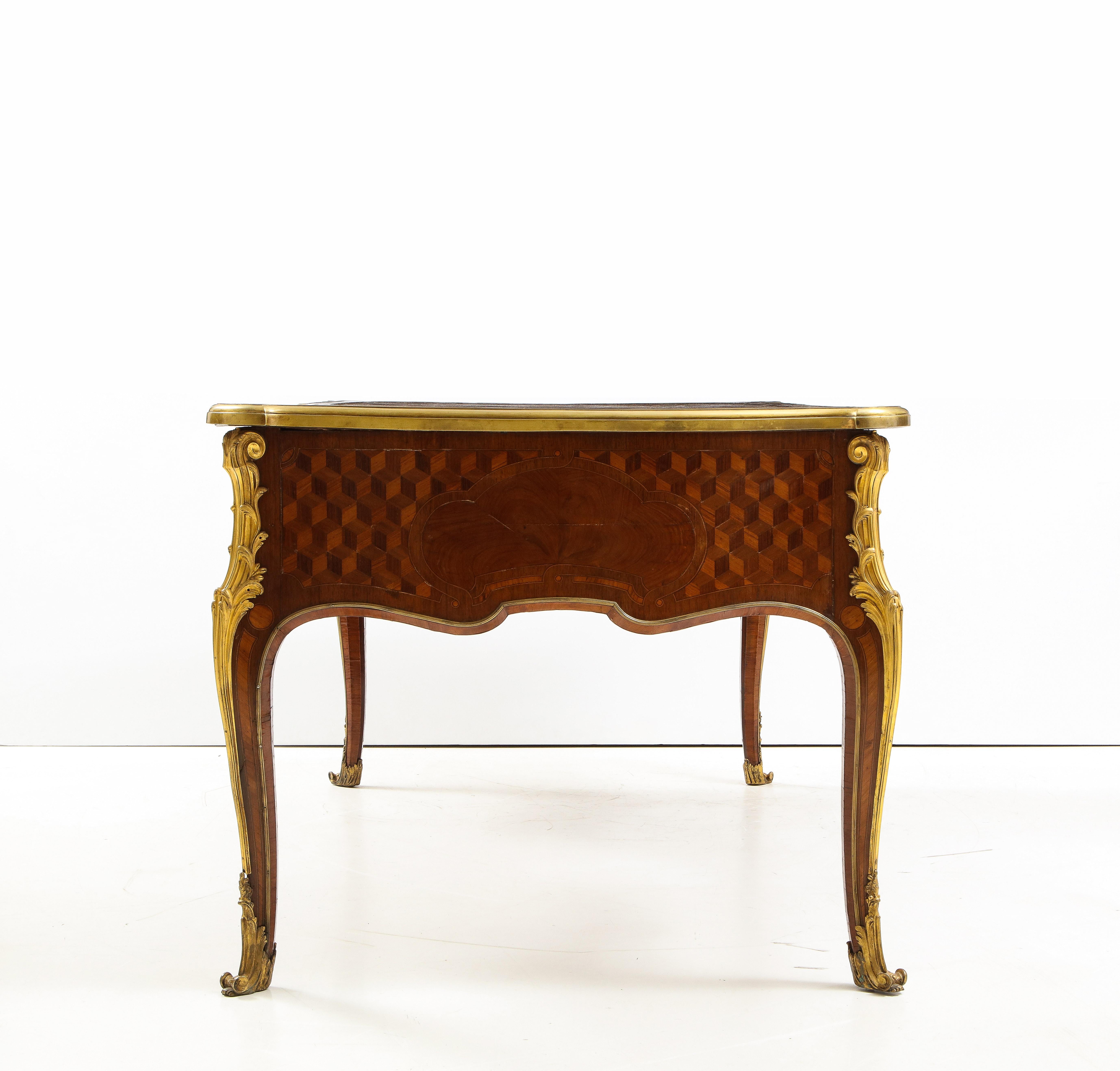 Fine Louis XV Style Marquetry Bureau Plat Attributed to François Linke For Sale 8