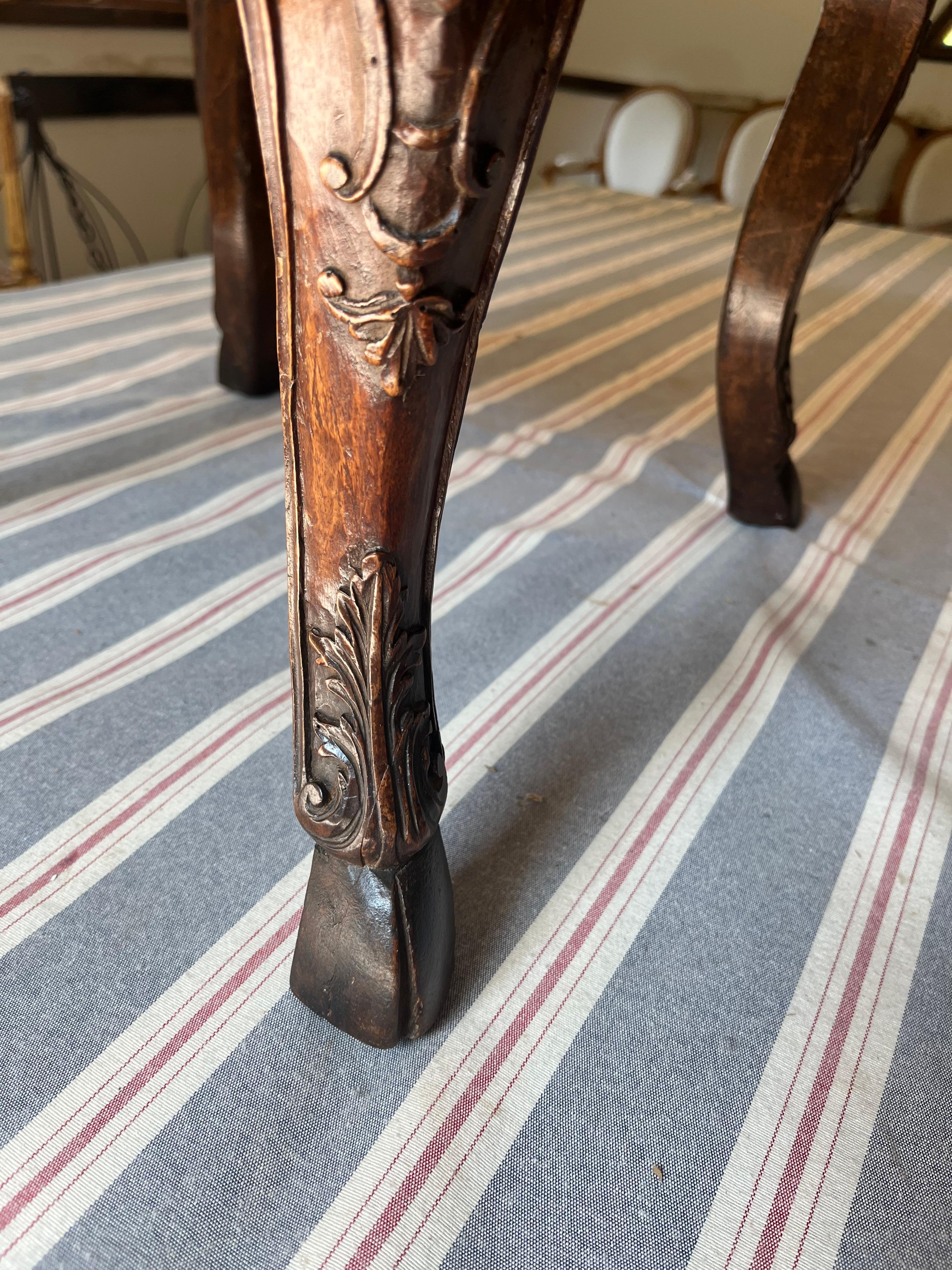 Noyer Tabouret de style Louis XV, vers 1750