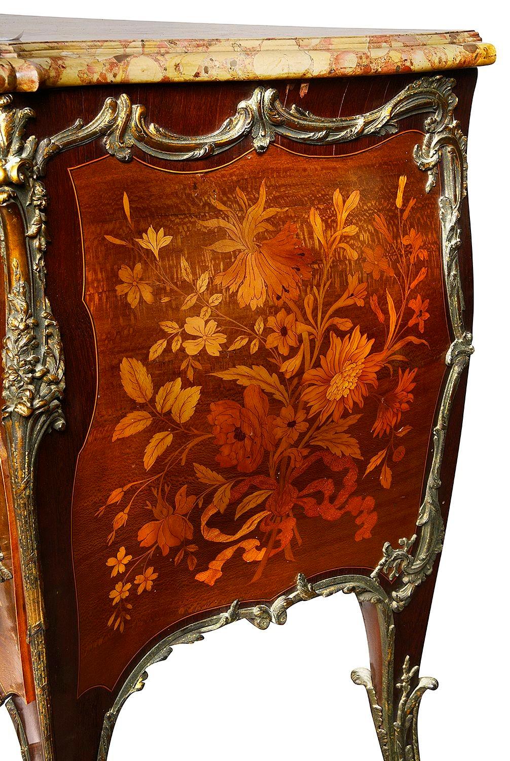 French Fine Louis XVI style bombe shaped commode, attributed to Francois Linke. For Sale