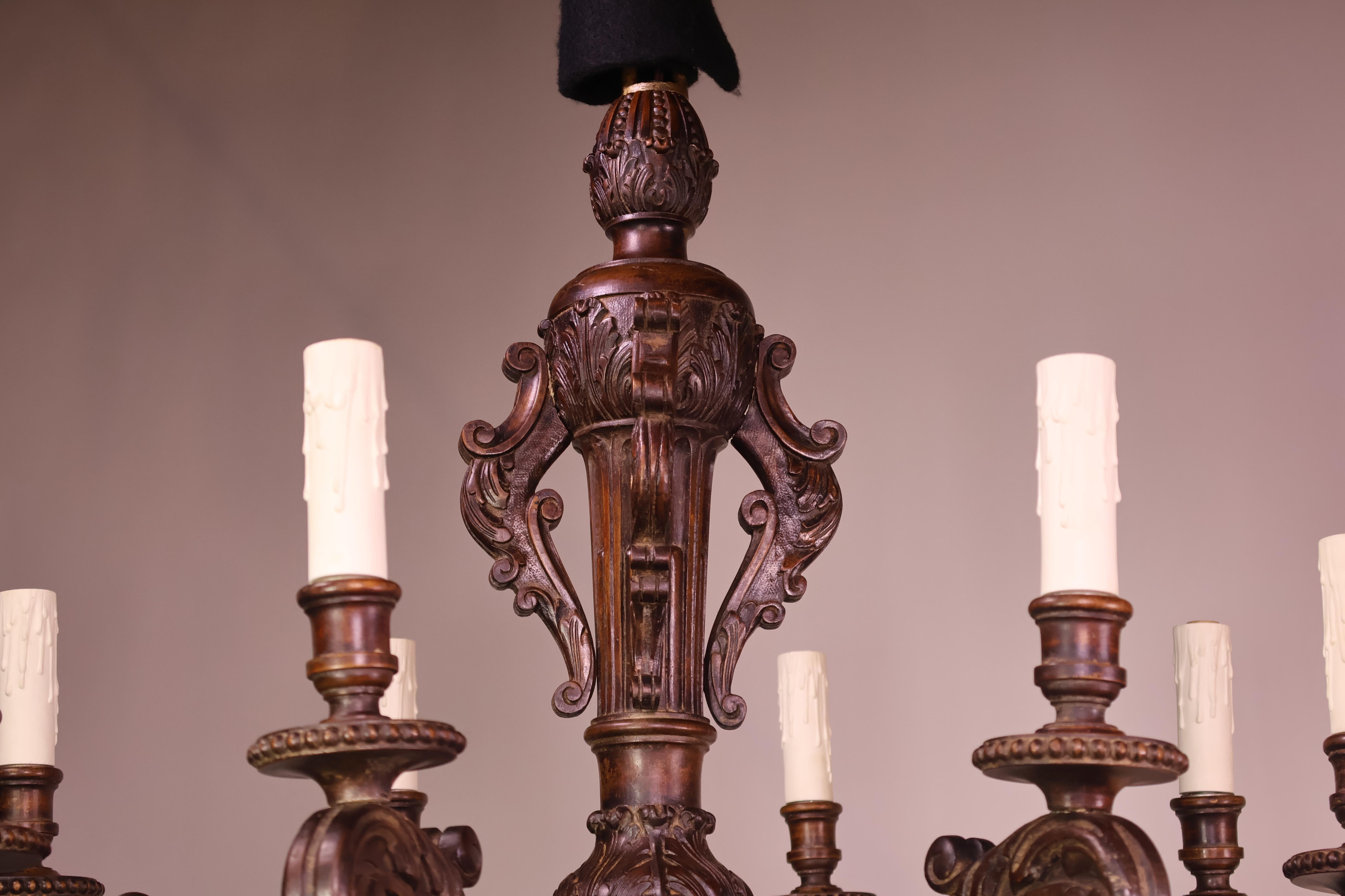 Fine Louis XVI style Carved Wood Chandelier For Sale 6